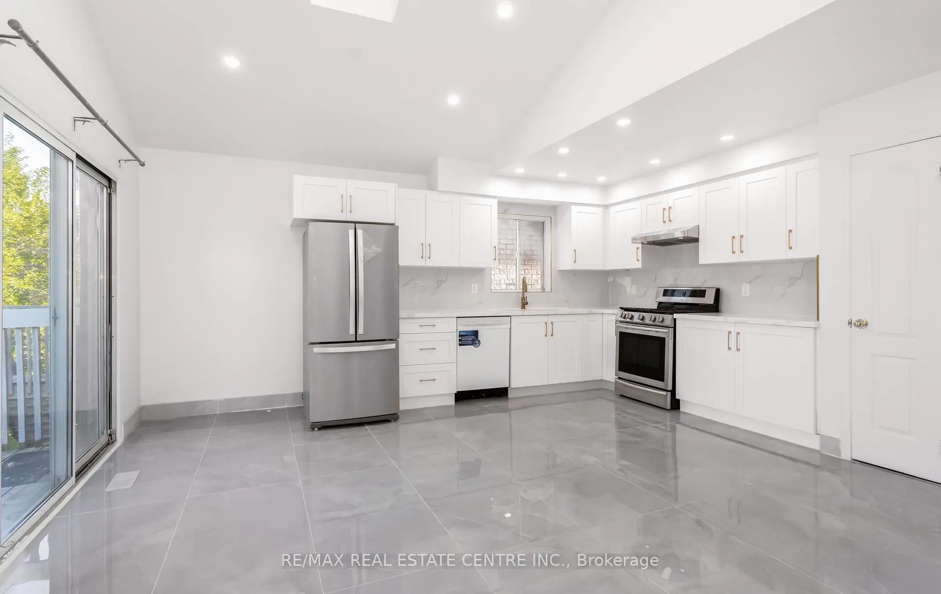 2874 Gardenview Crescent #Upper