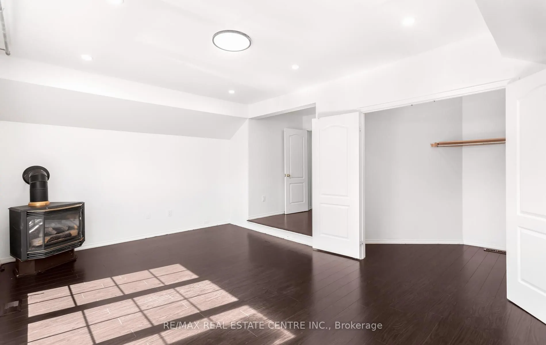 2874 Gardenview Crescent #Upper