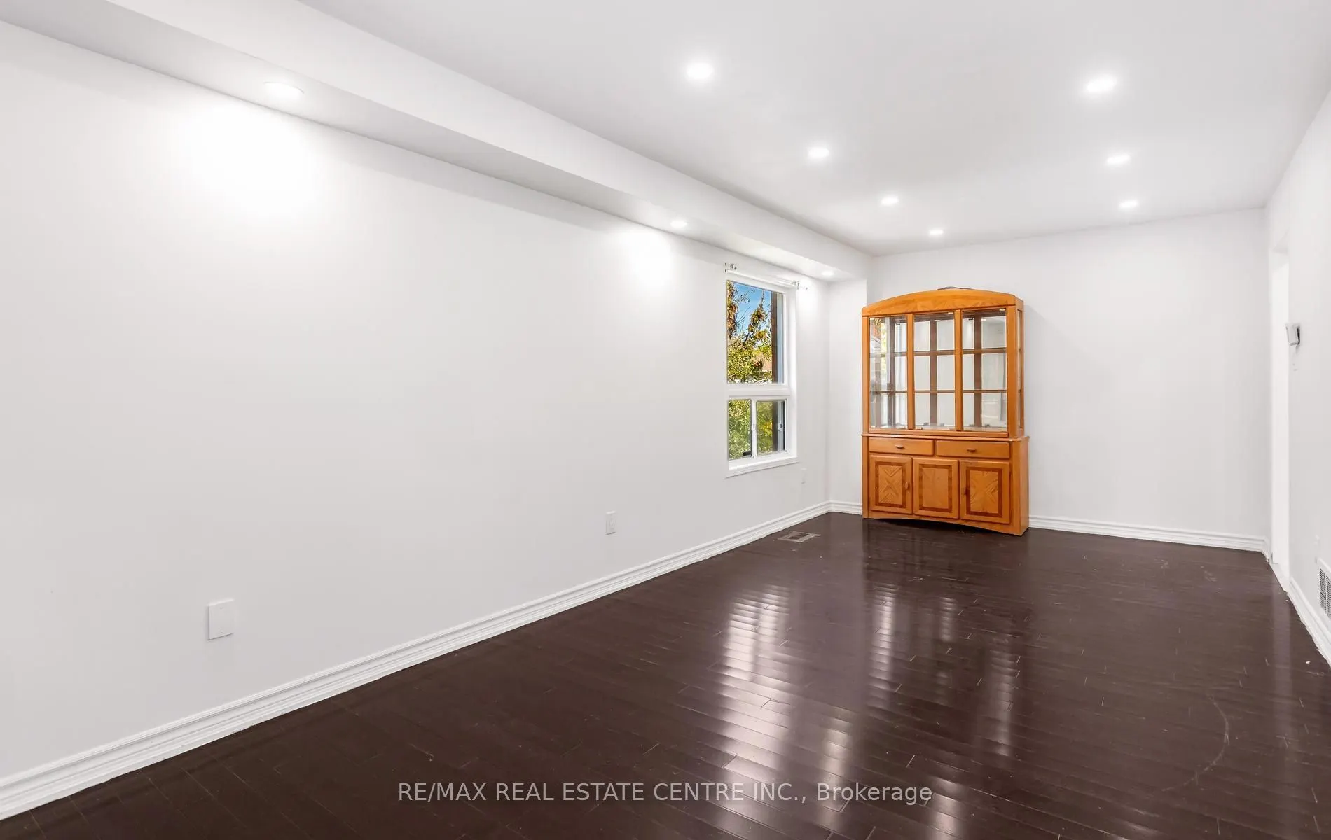 2874 Gardenview Crescent #Upper