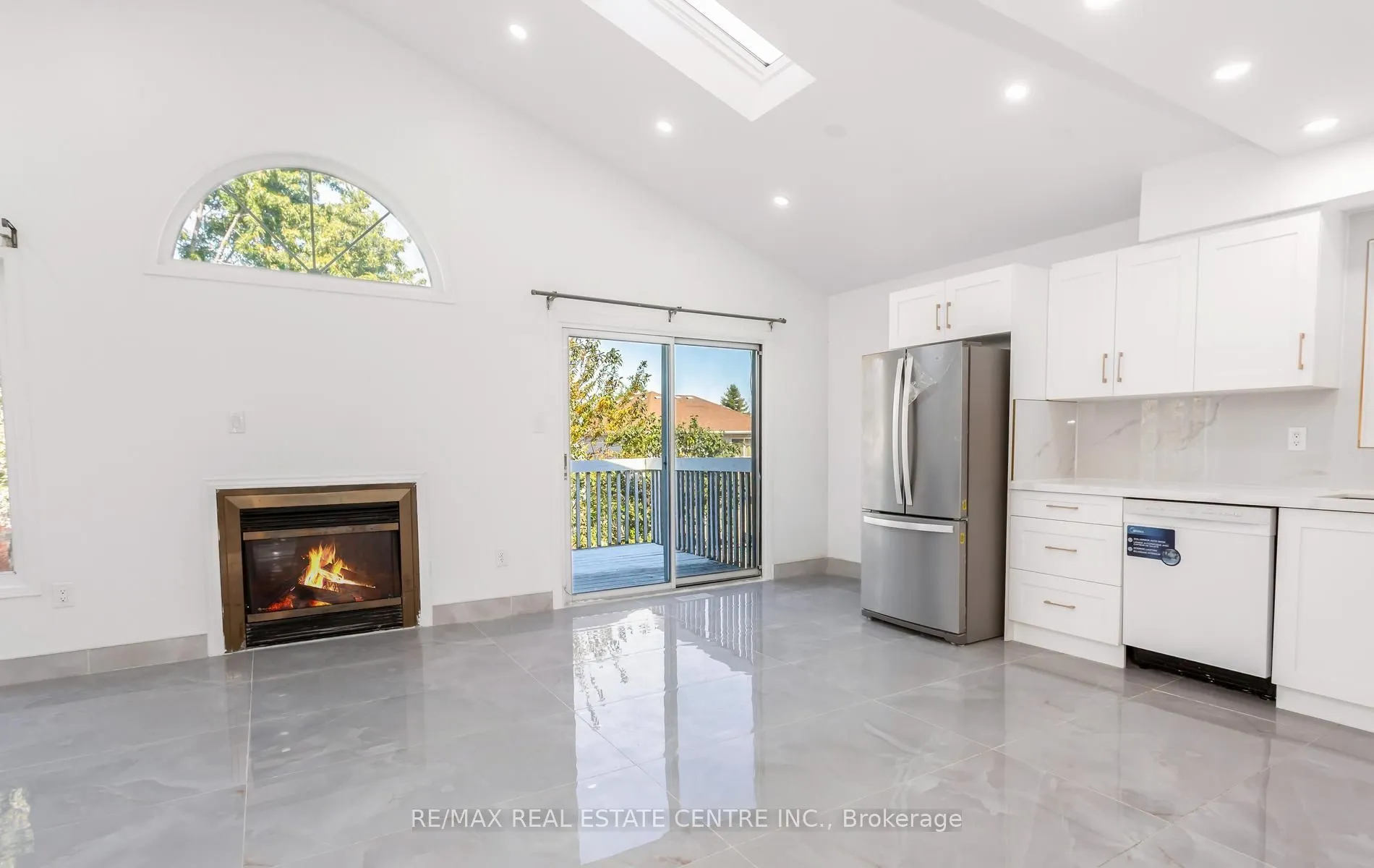 2874 Gardenview Crescent #Upper