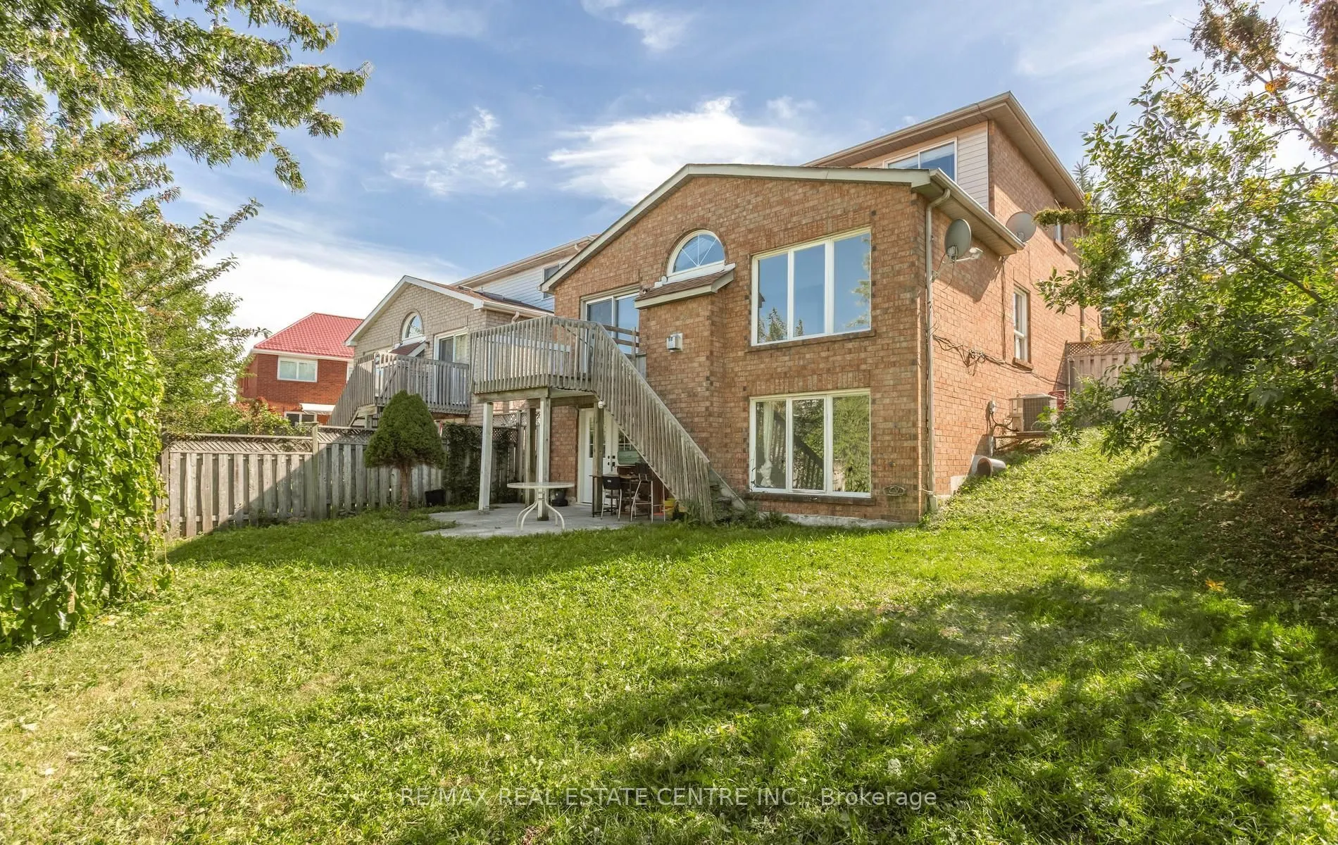 2874 Gardenview Crescent #Upper