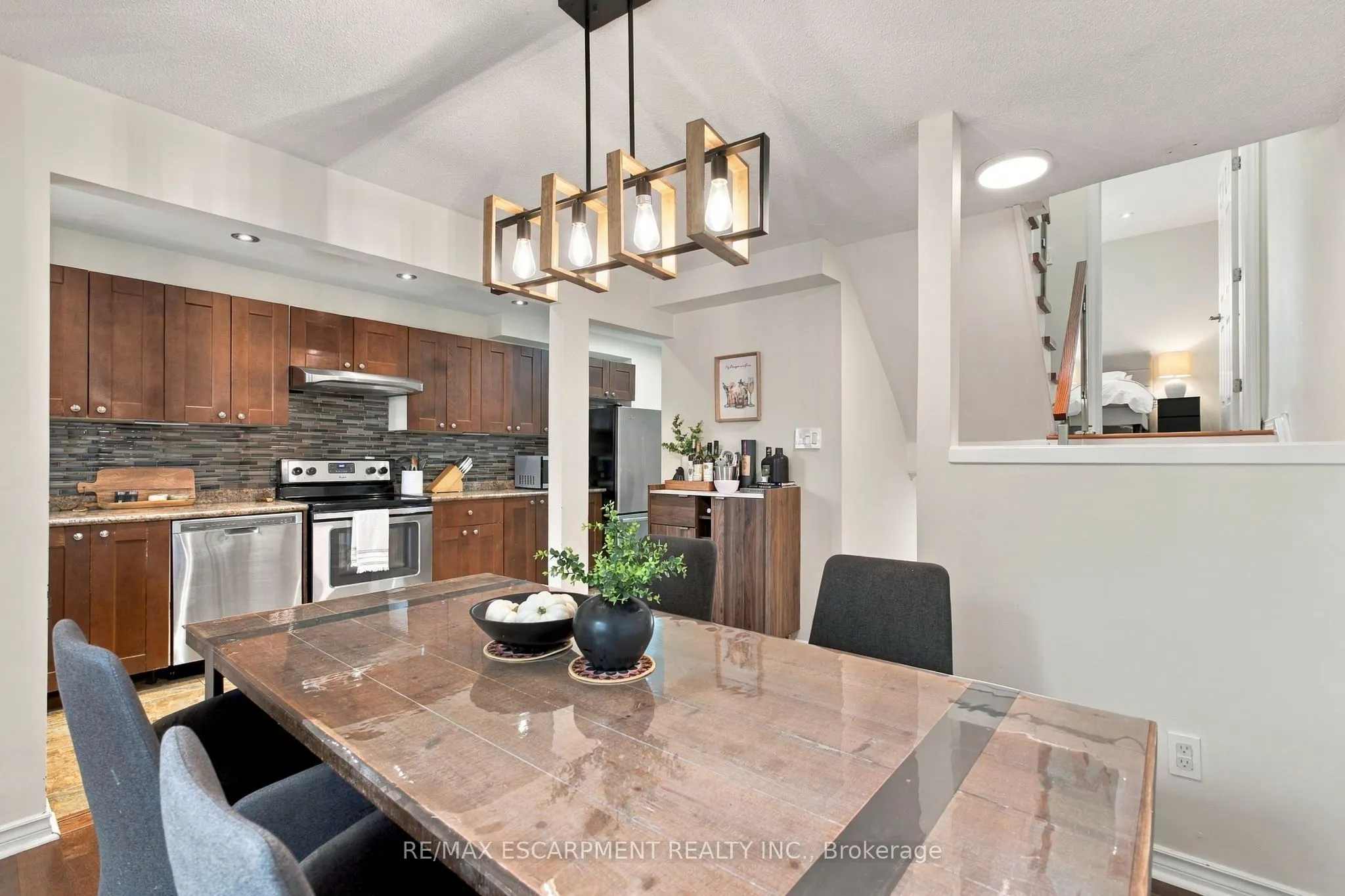 371 Bronte Street S #59