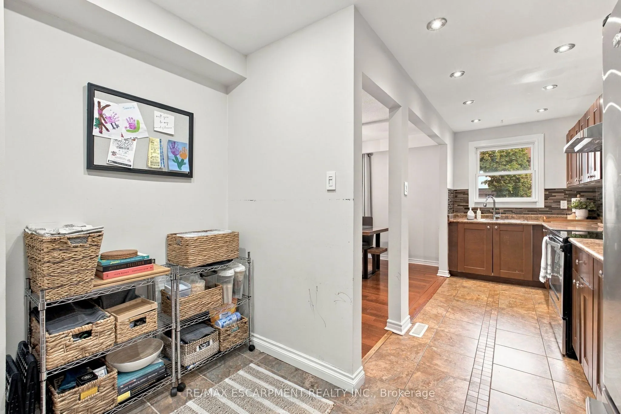 371 Bronte Street S #59