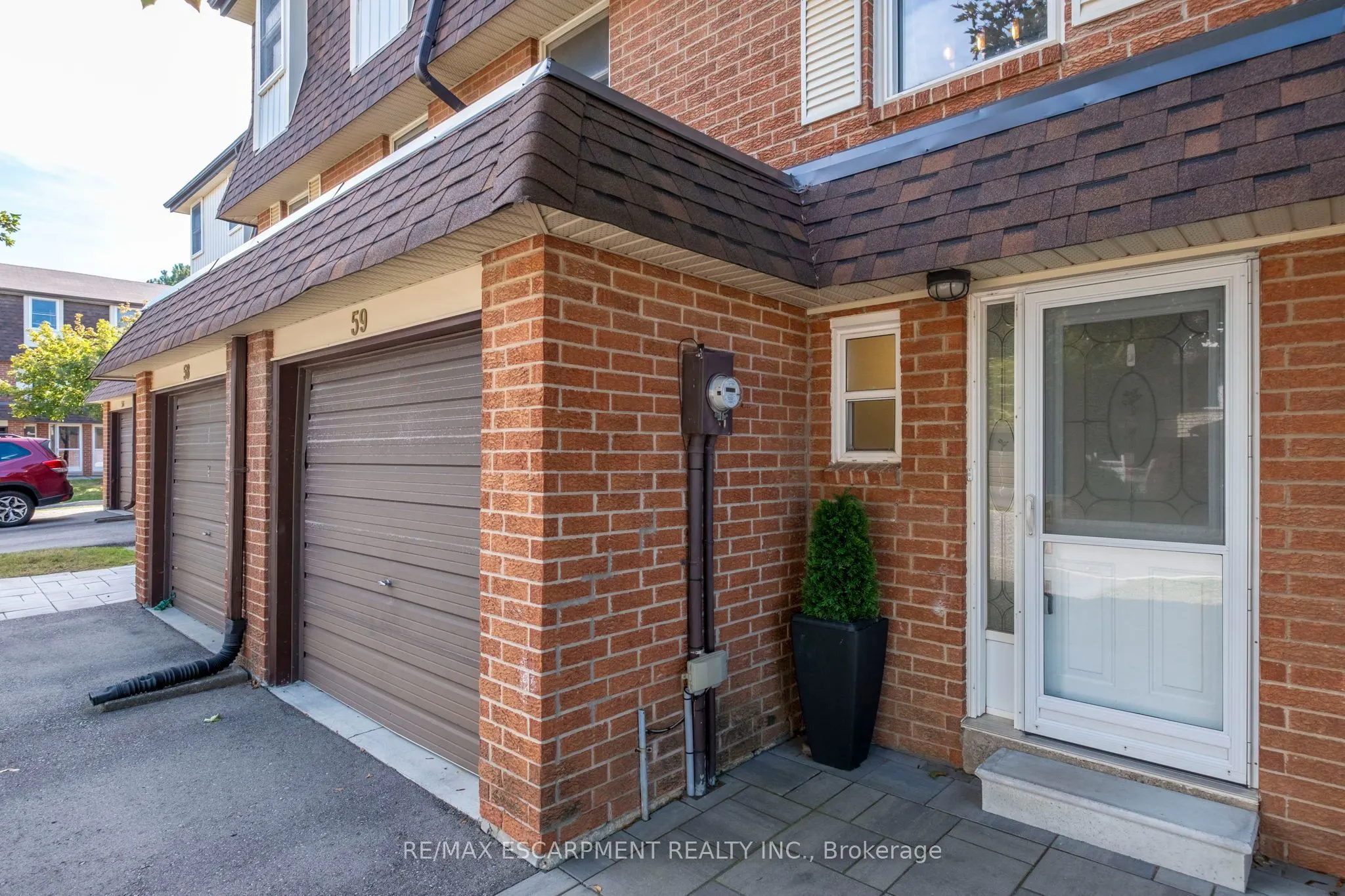 371 Bronte Street S #59
