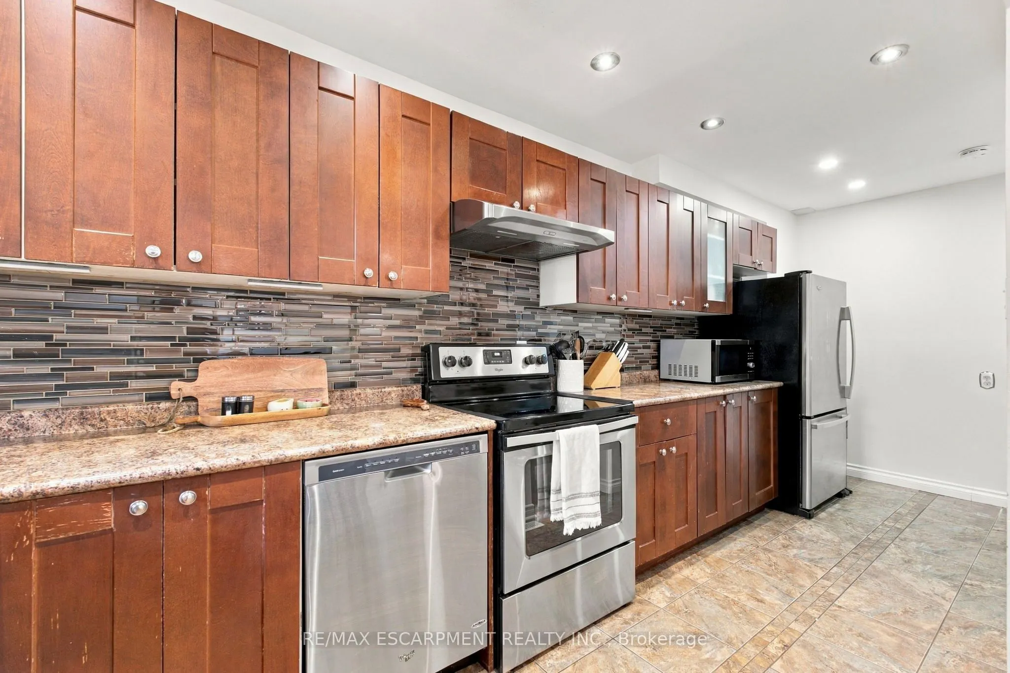 371 Bronte Street S #59
