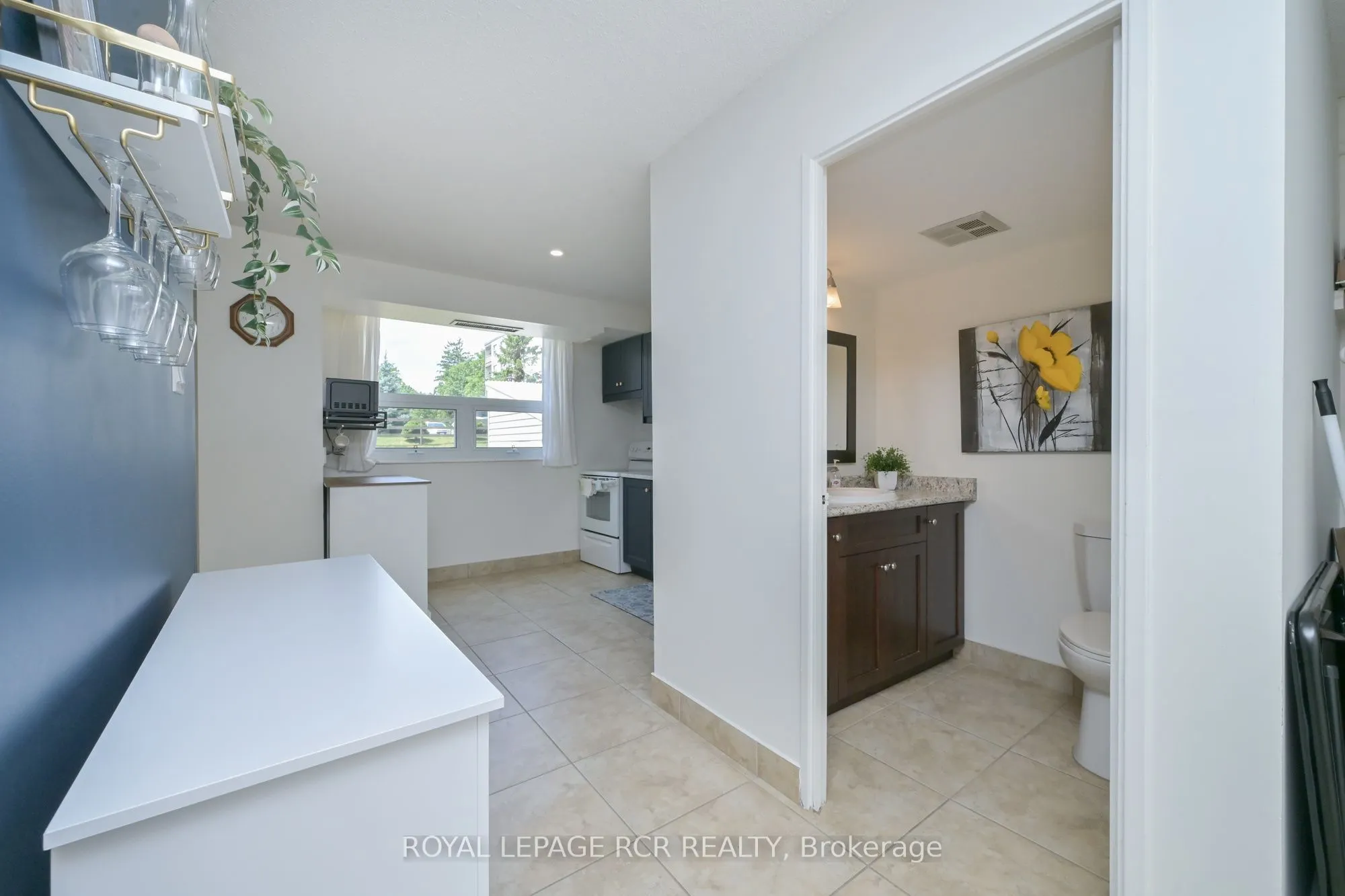 8 Fead Street #404