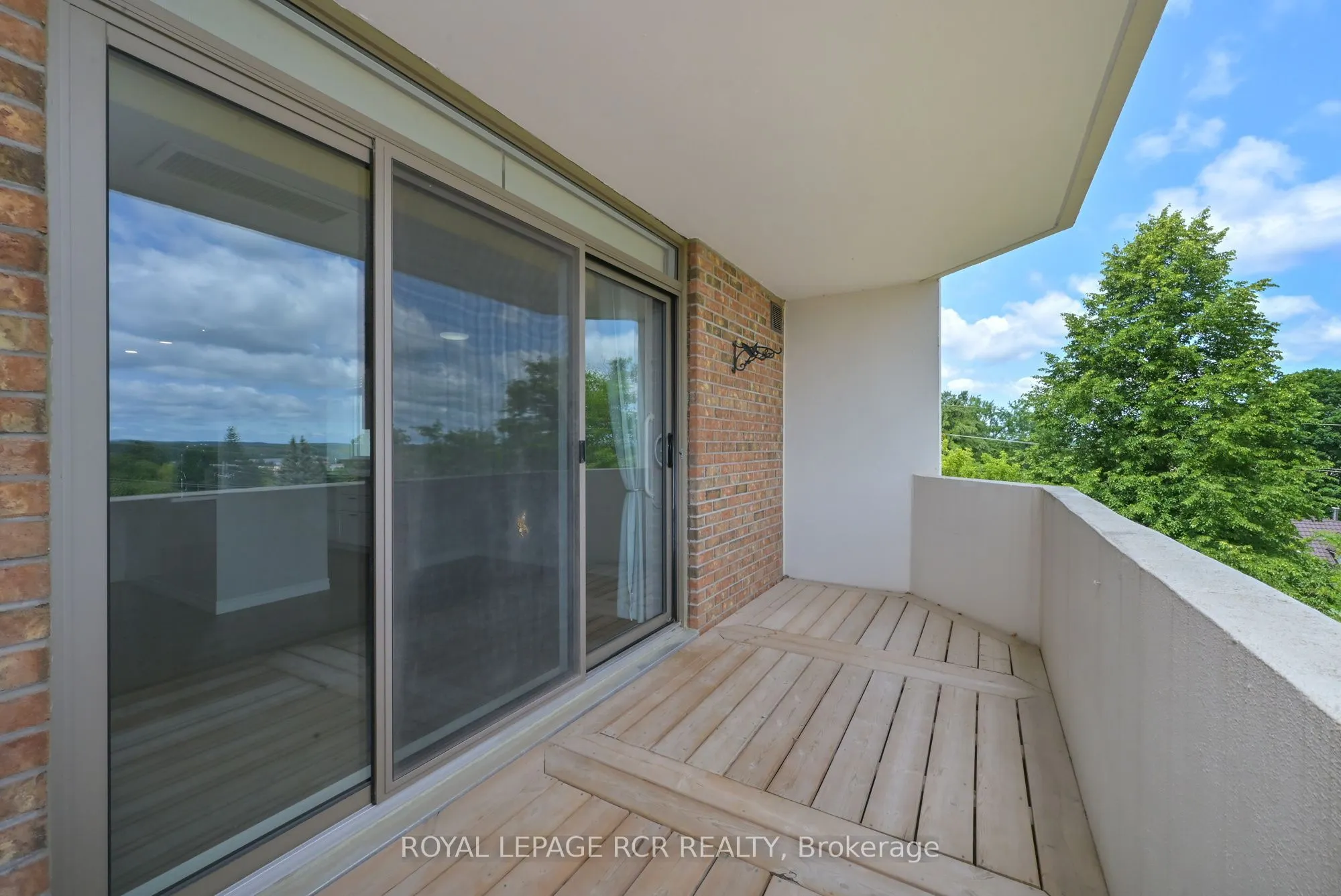 8 Fead Street #404