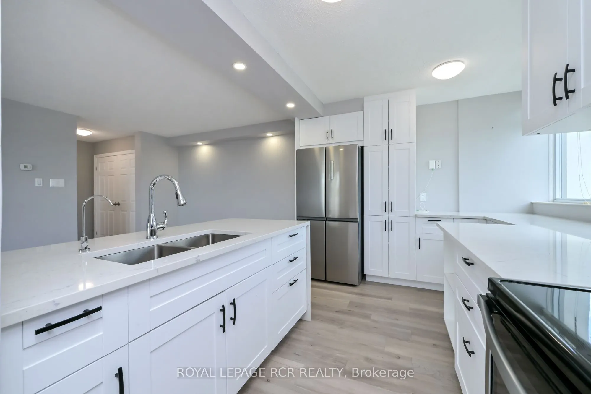 8 Fead Street #404
