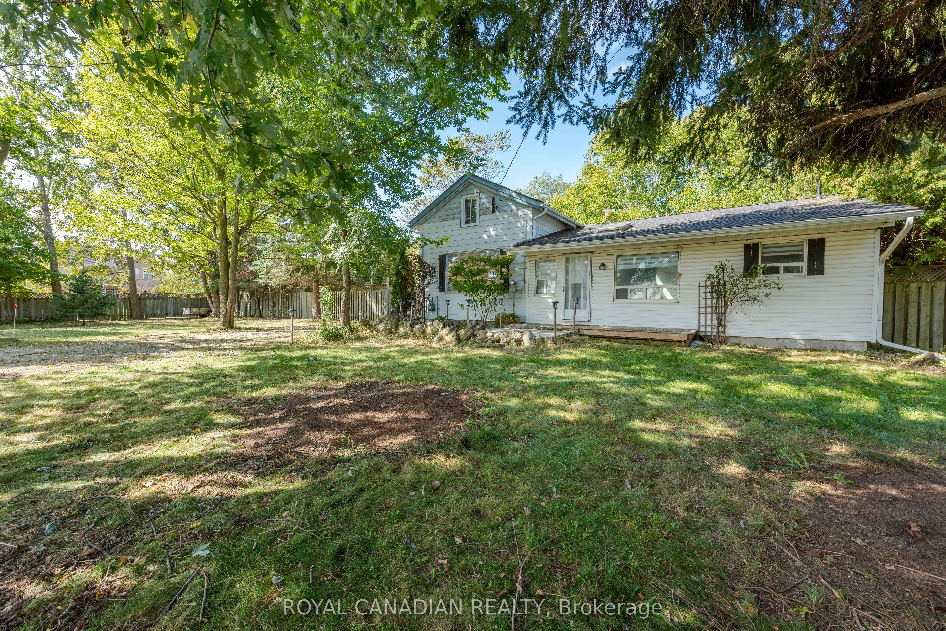 9775 Highway 7