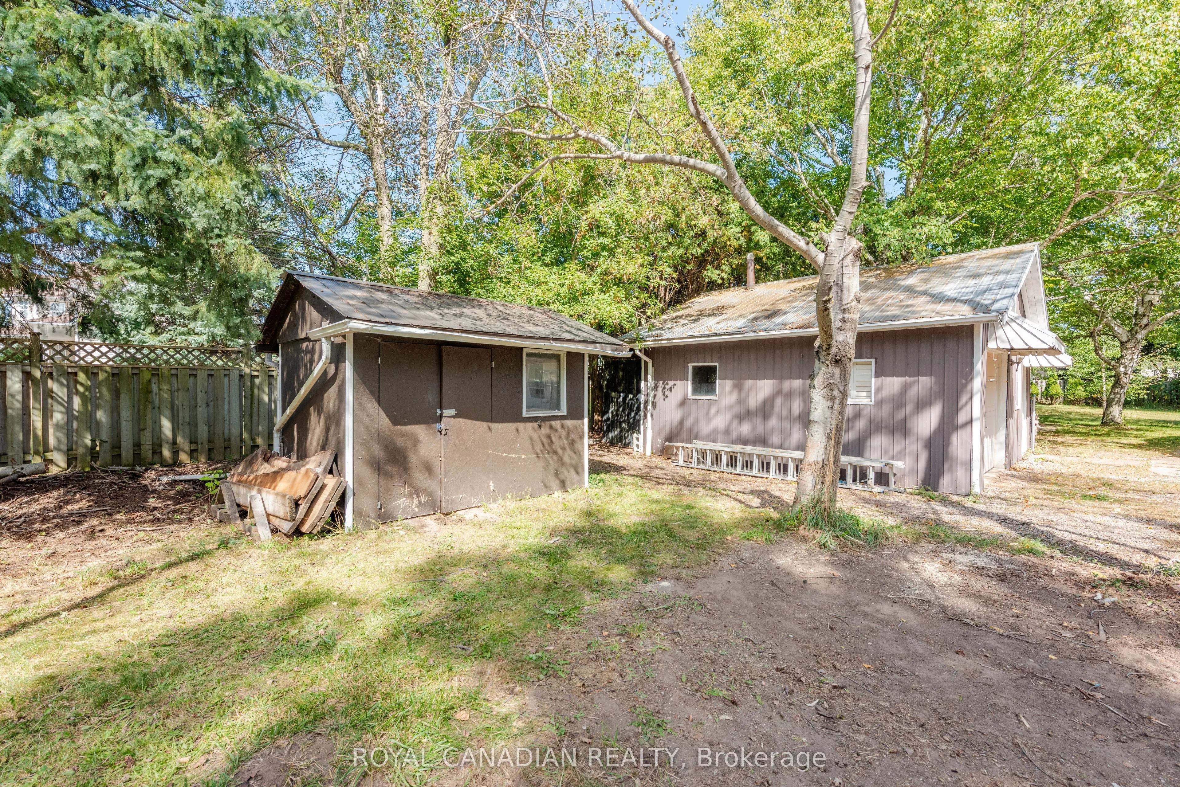 9775 Highway 7