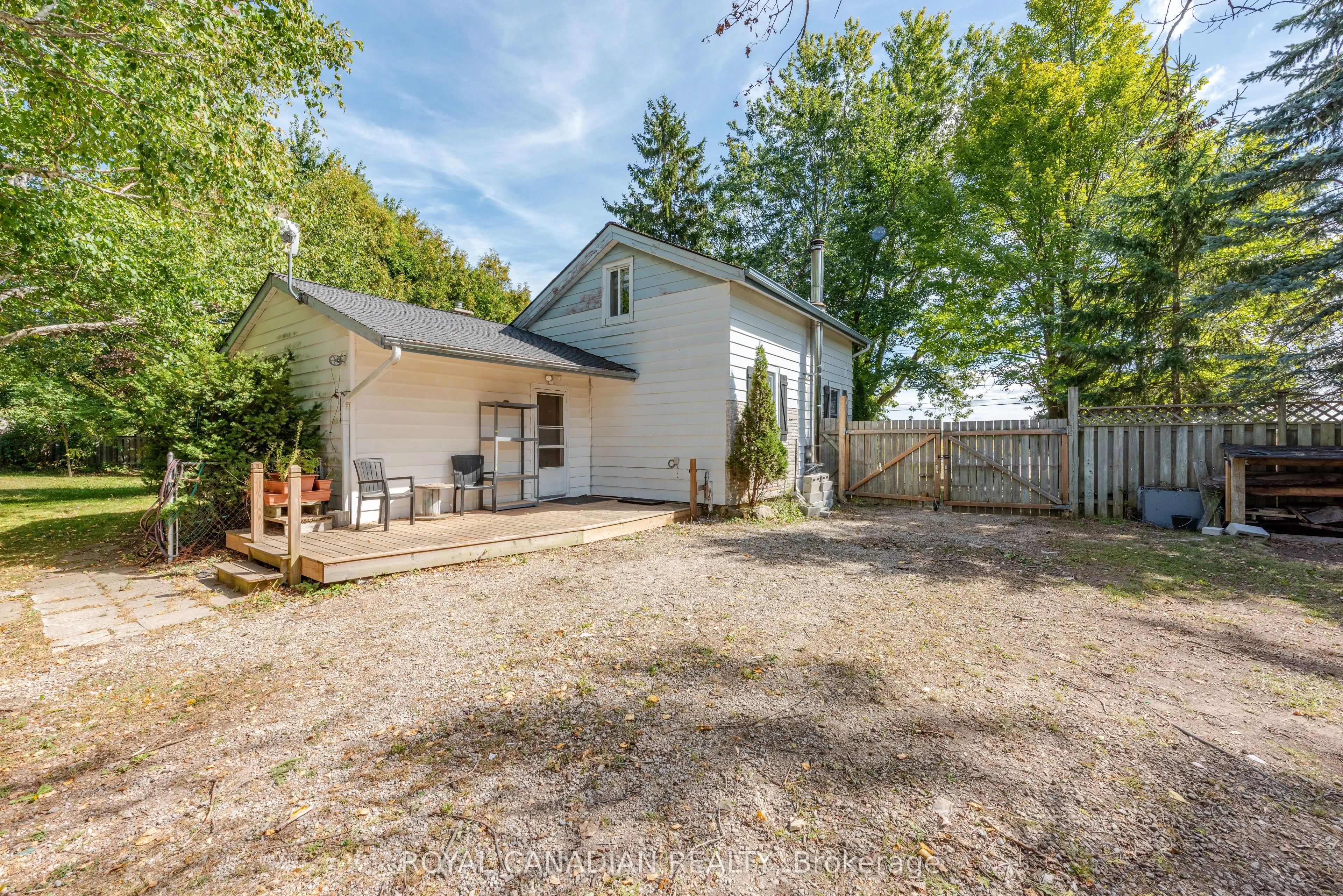 9775 Highway 7