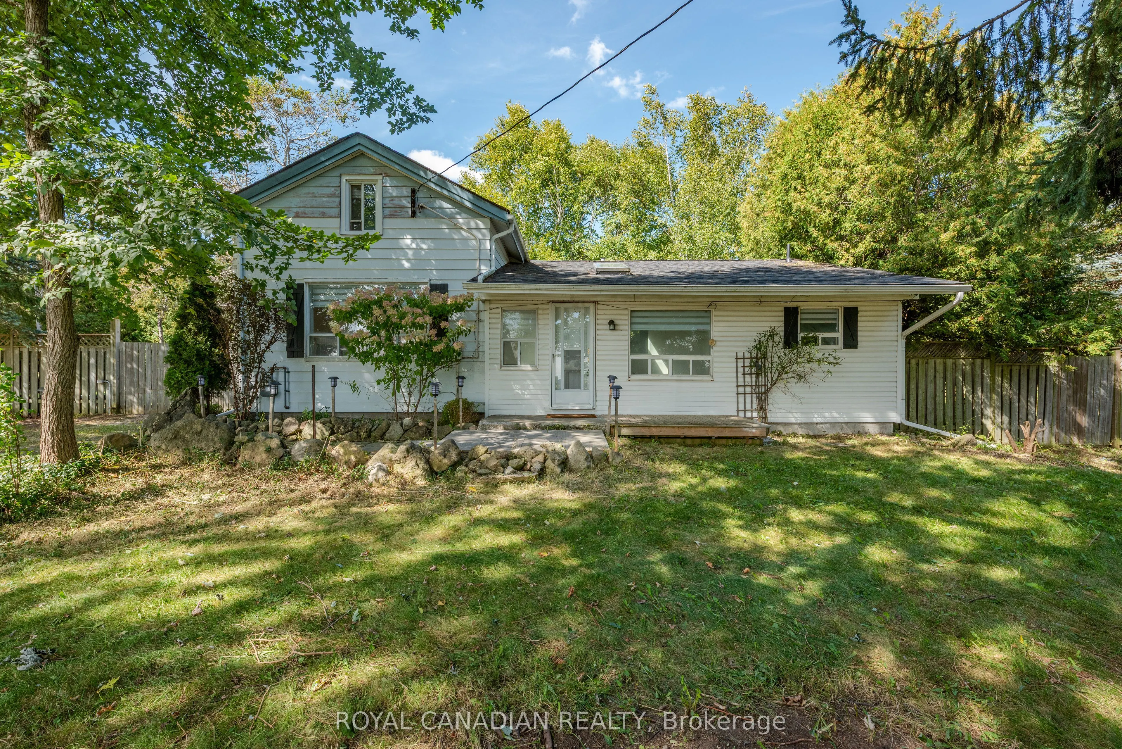 9775 Highway 7