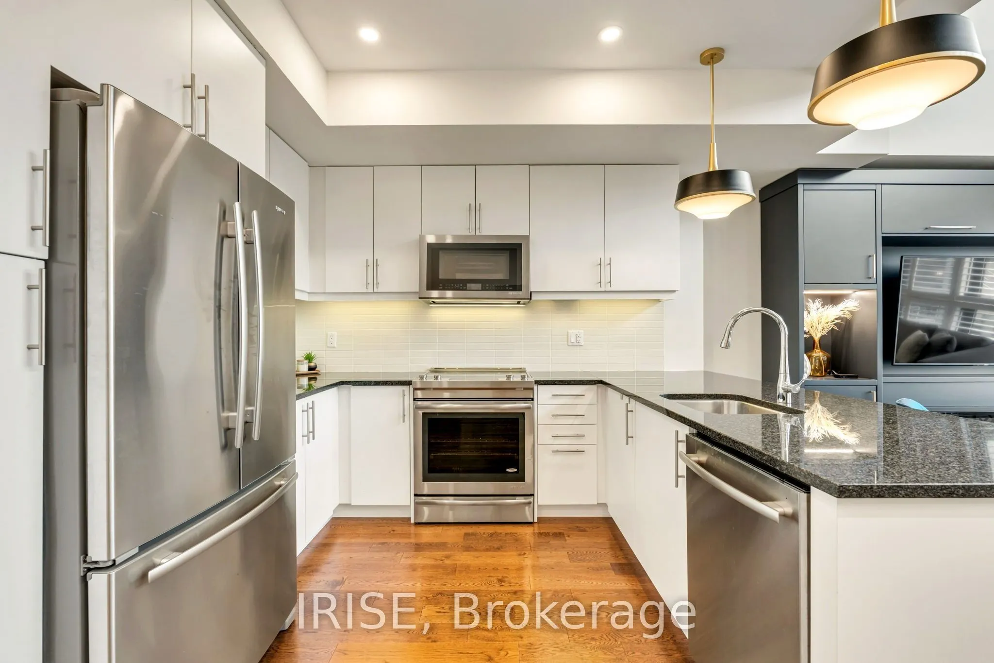 3170 Erin Mills Parkway #437