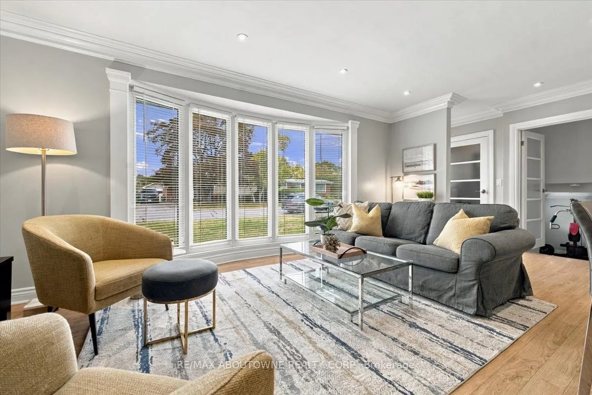 340 Duncombe Drive