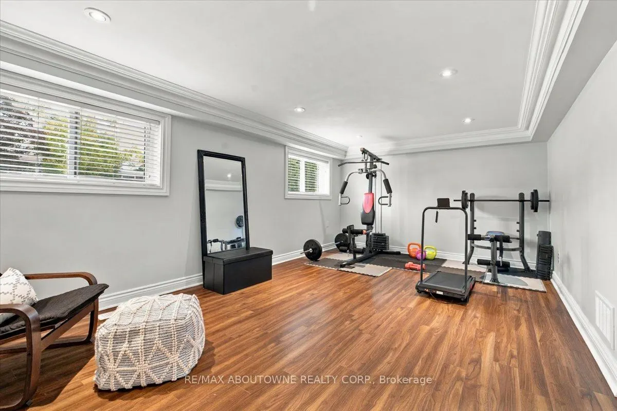340 Duncombe Drive