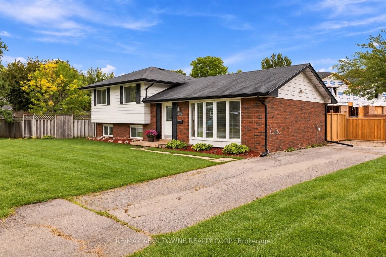 340 Duncombe Drive