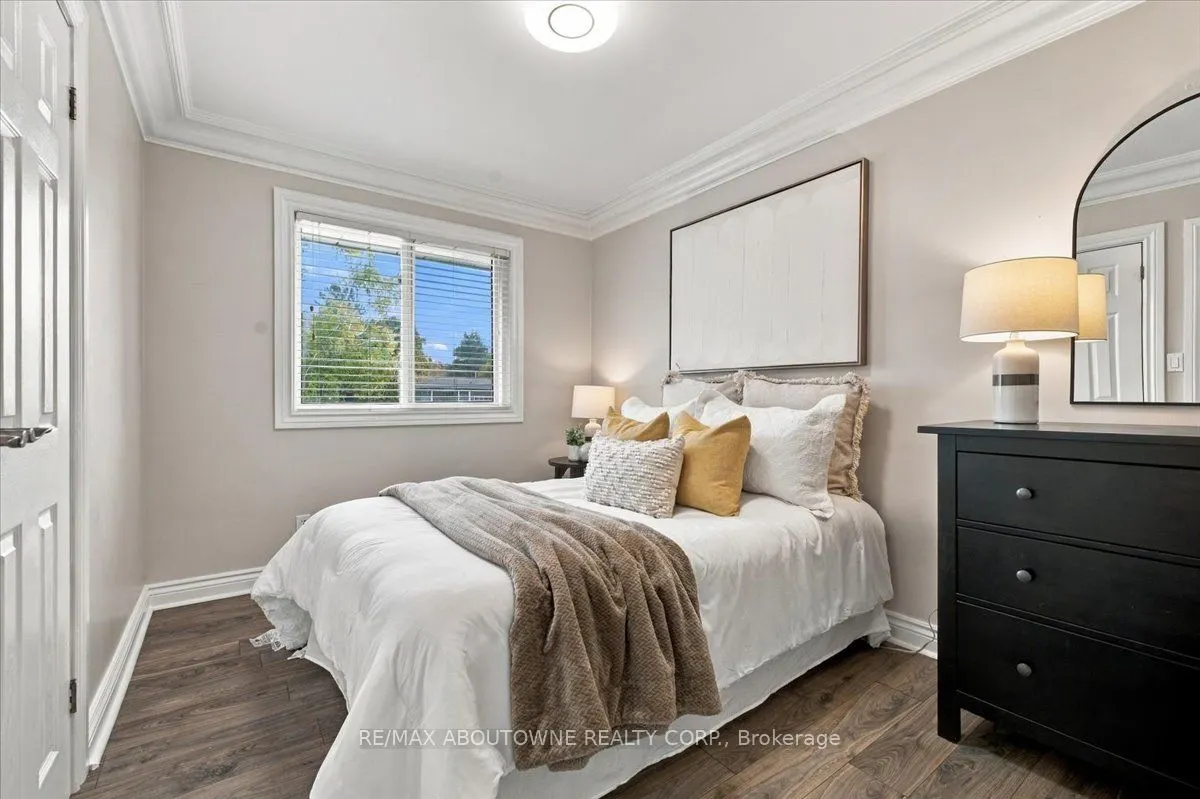 340 Duncombe Drive