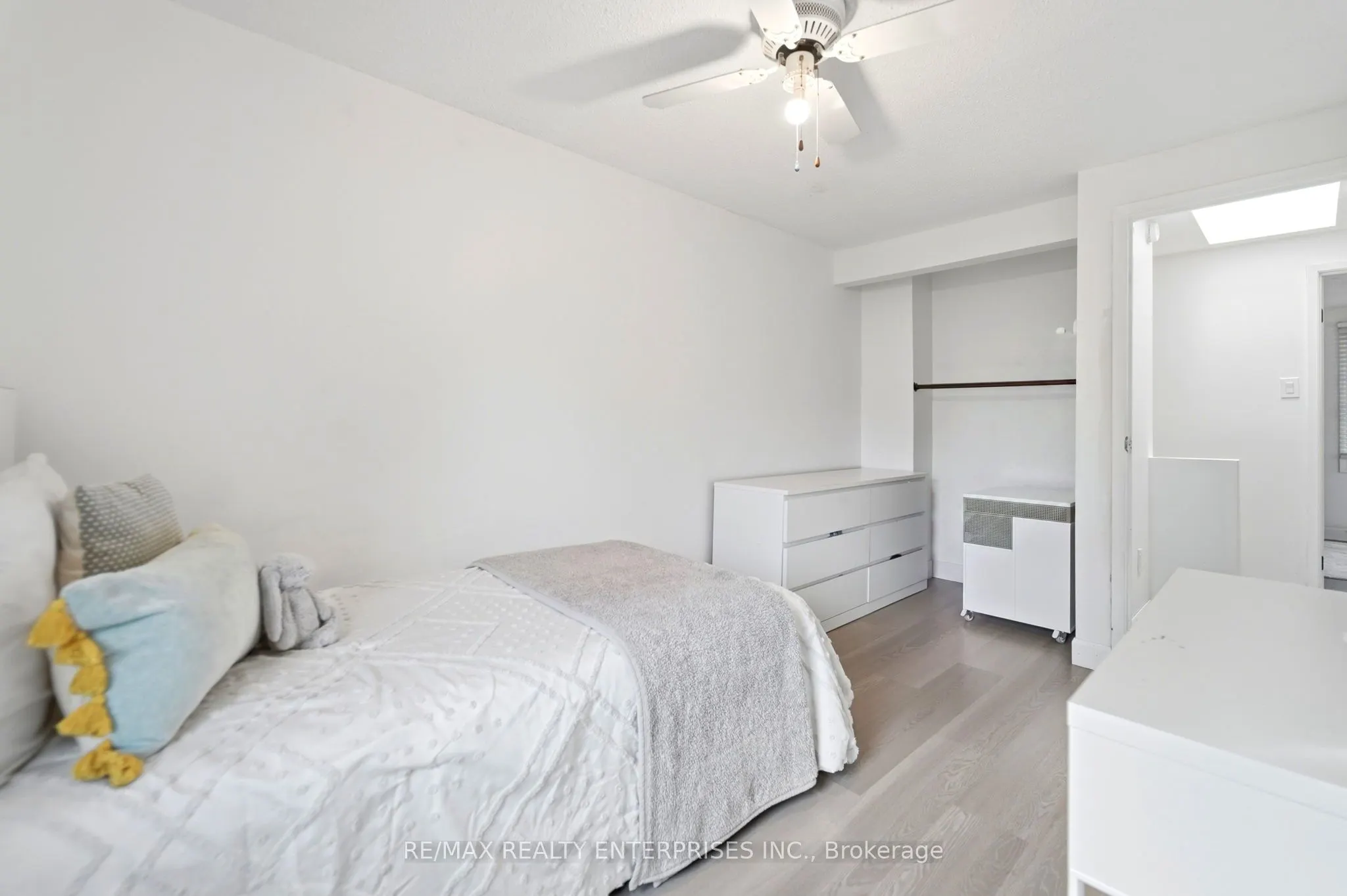 2200 Glenwood School Drive #35