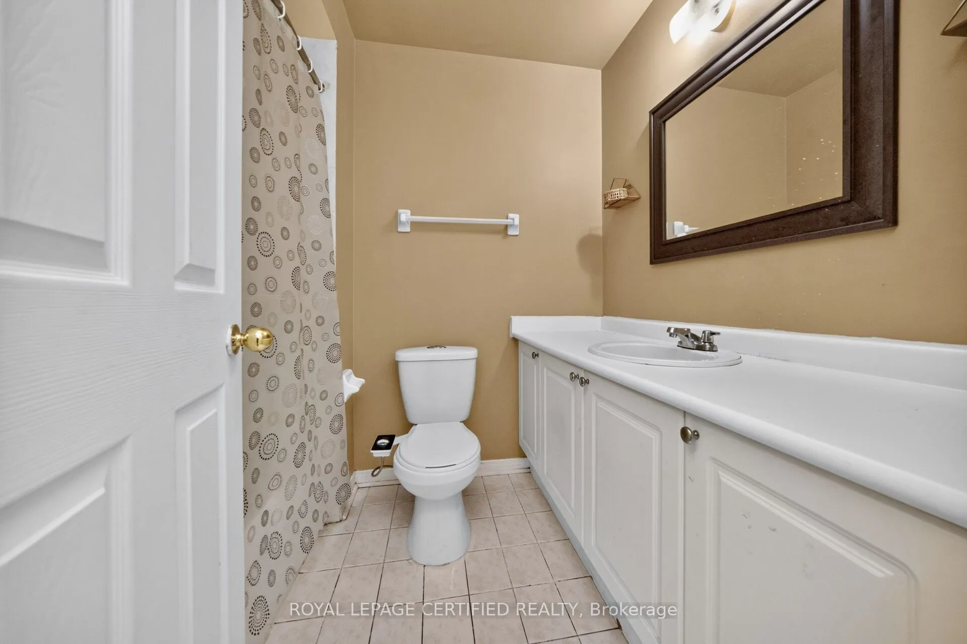 23 Provincial Place