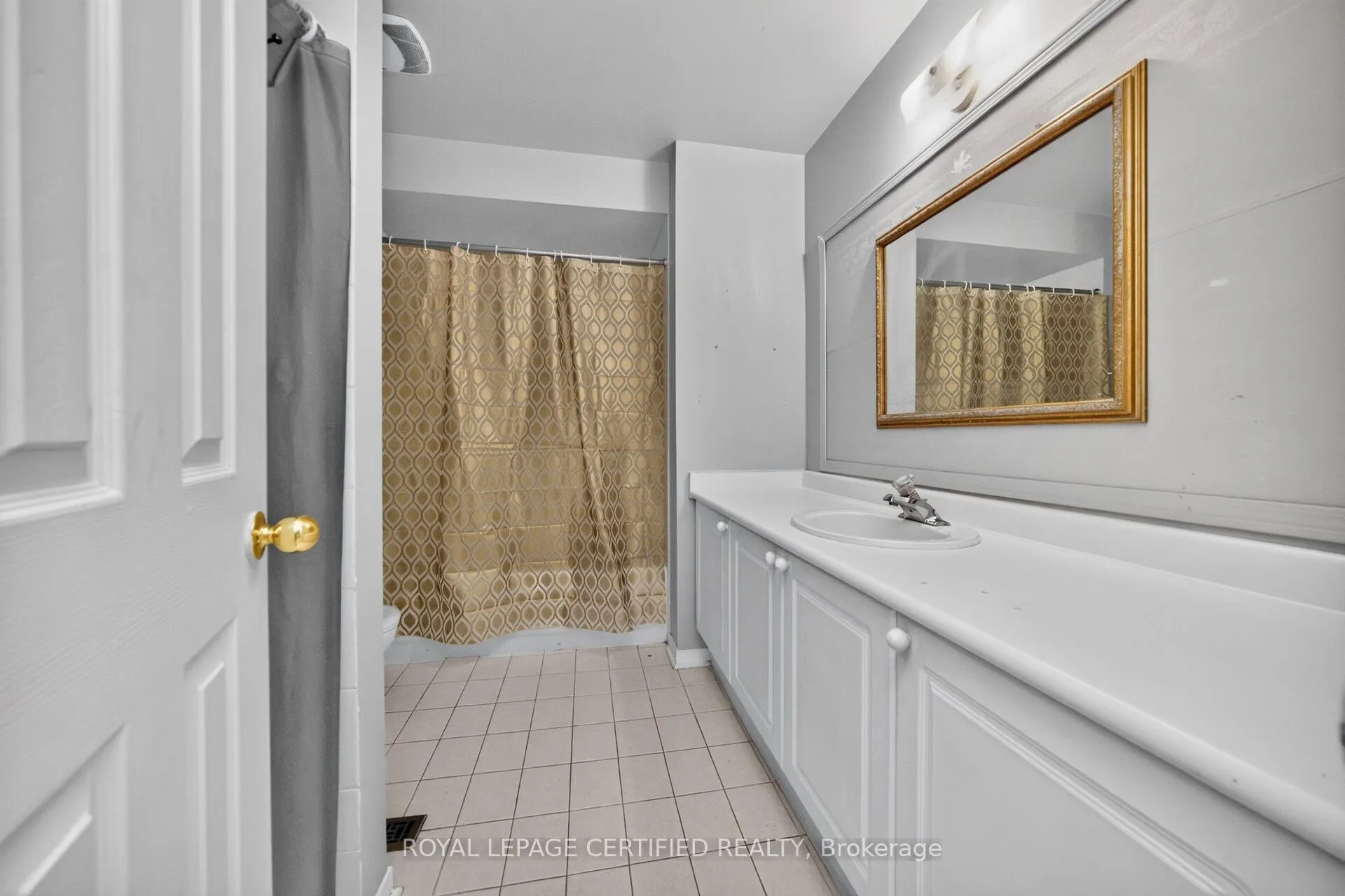 23 Provincial Place