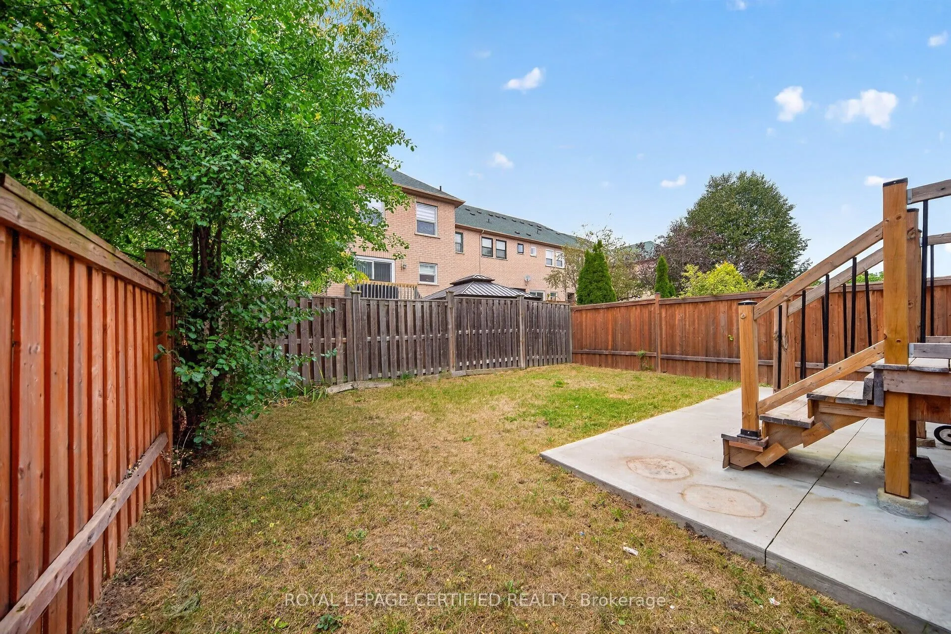 23 Provincial Place
