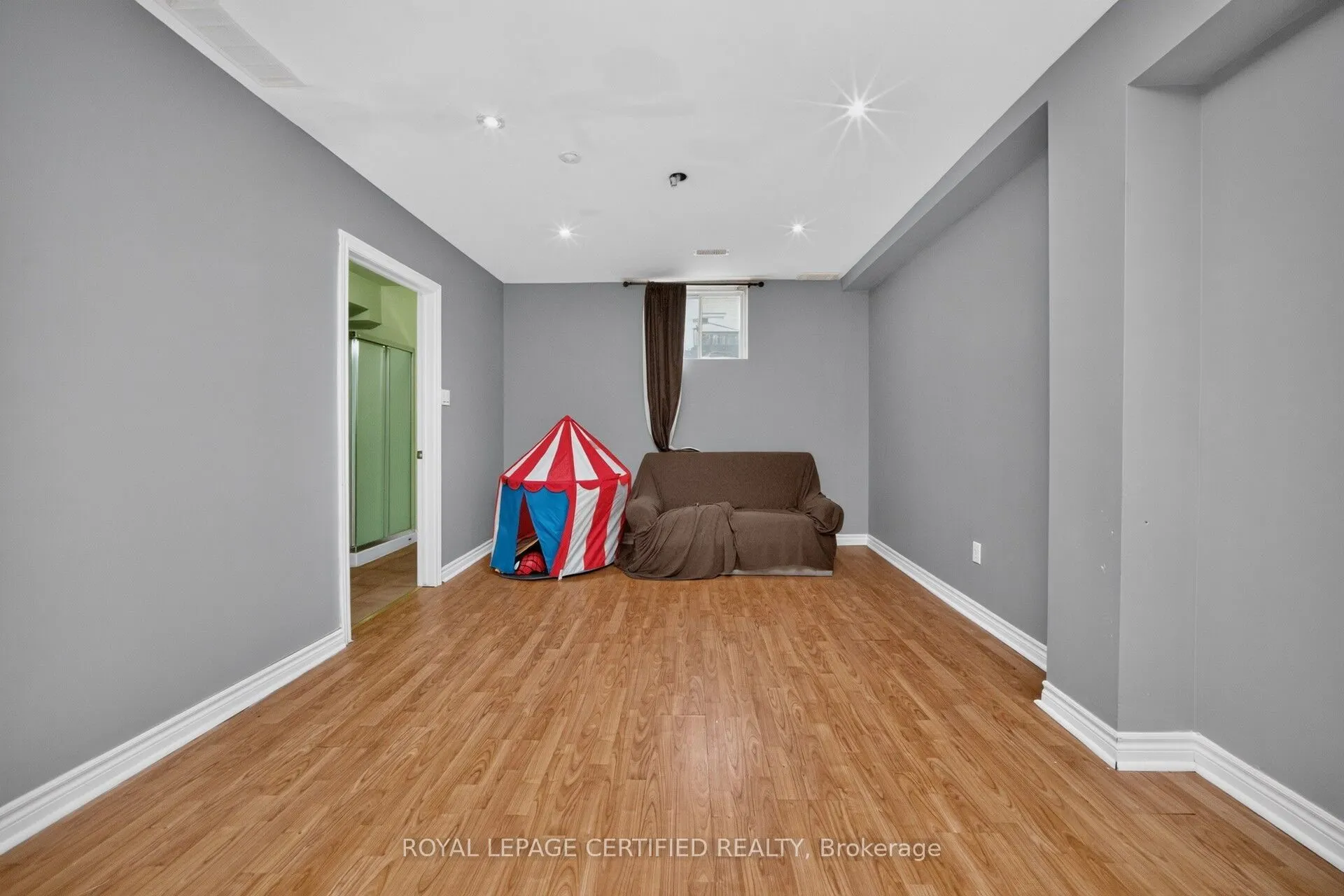 23 Provincial Place