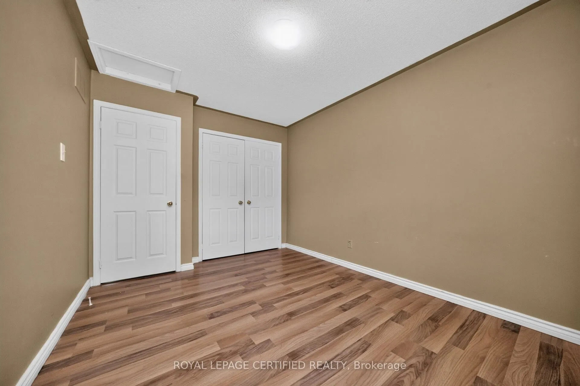 23 Provincial Place
