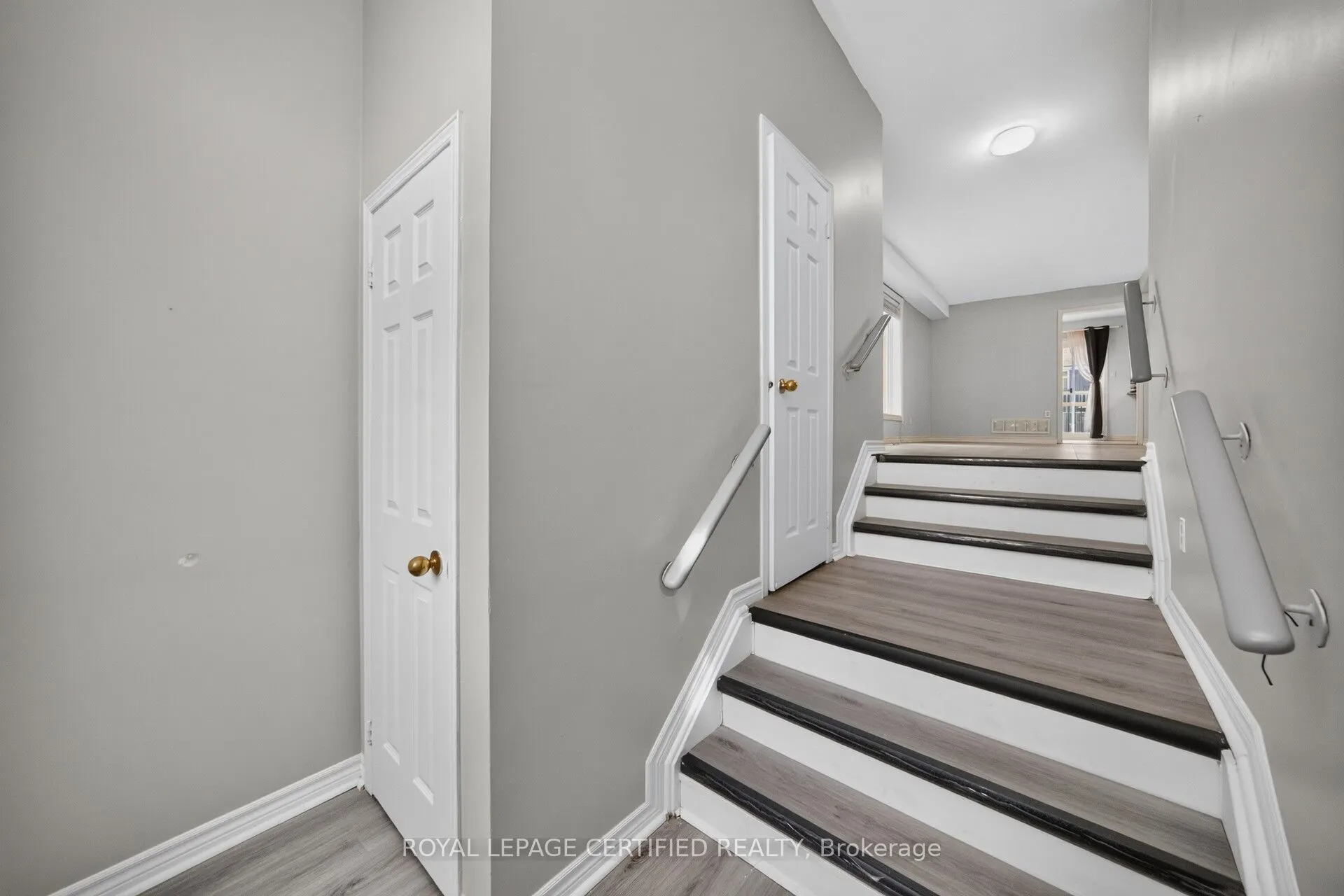 23 Provincial Place
