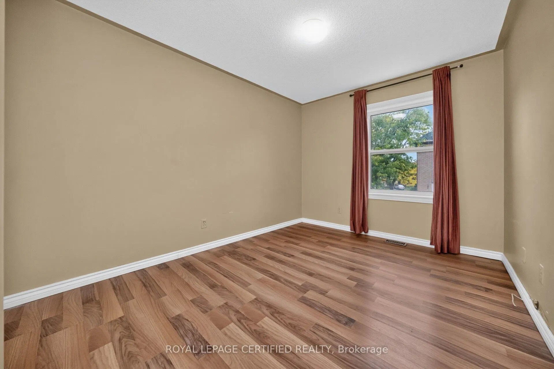 23 Provincial Place