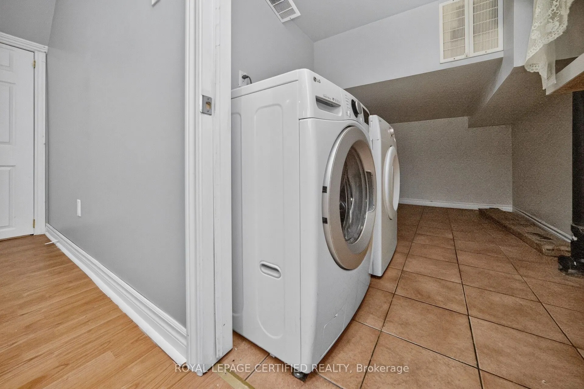 23 Provincial Place