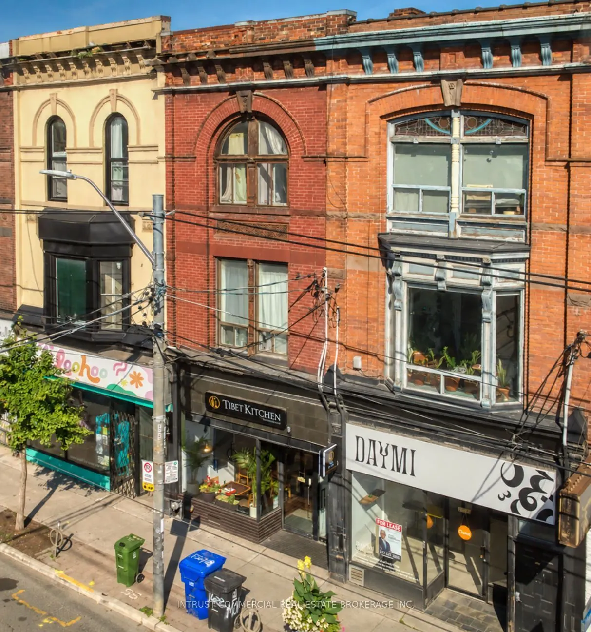 1378 Queen Street W