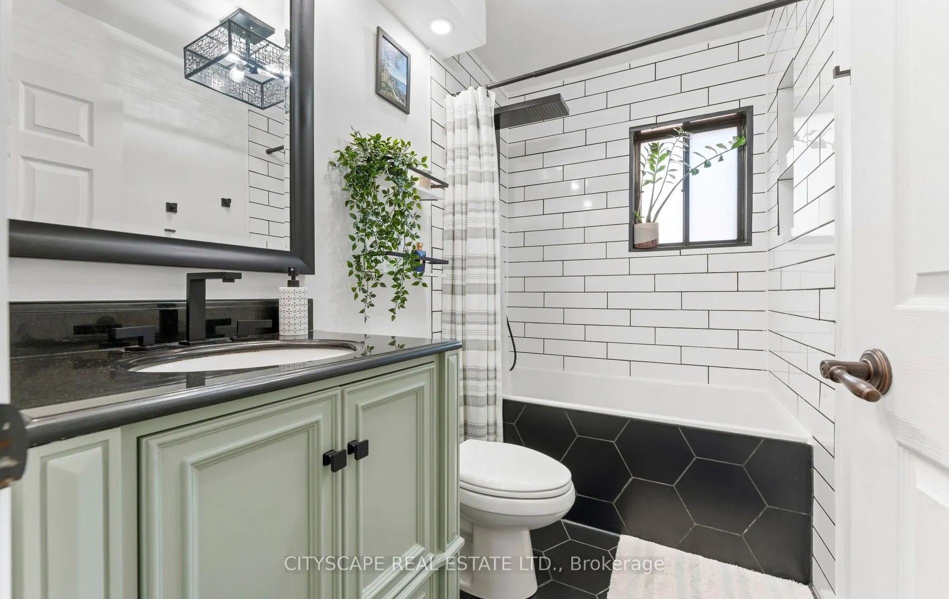 3 Cardell Avenue