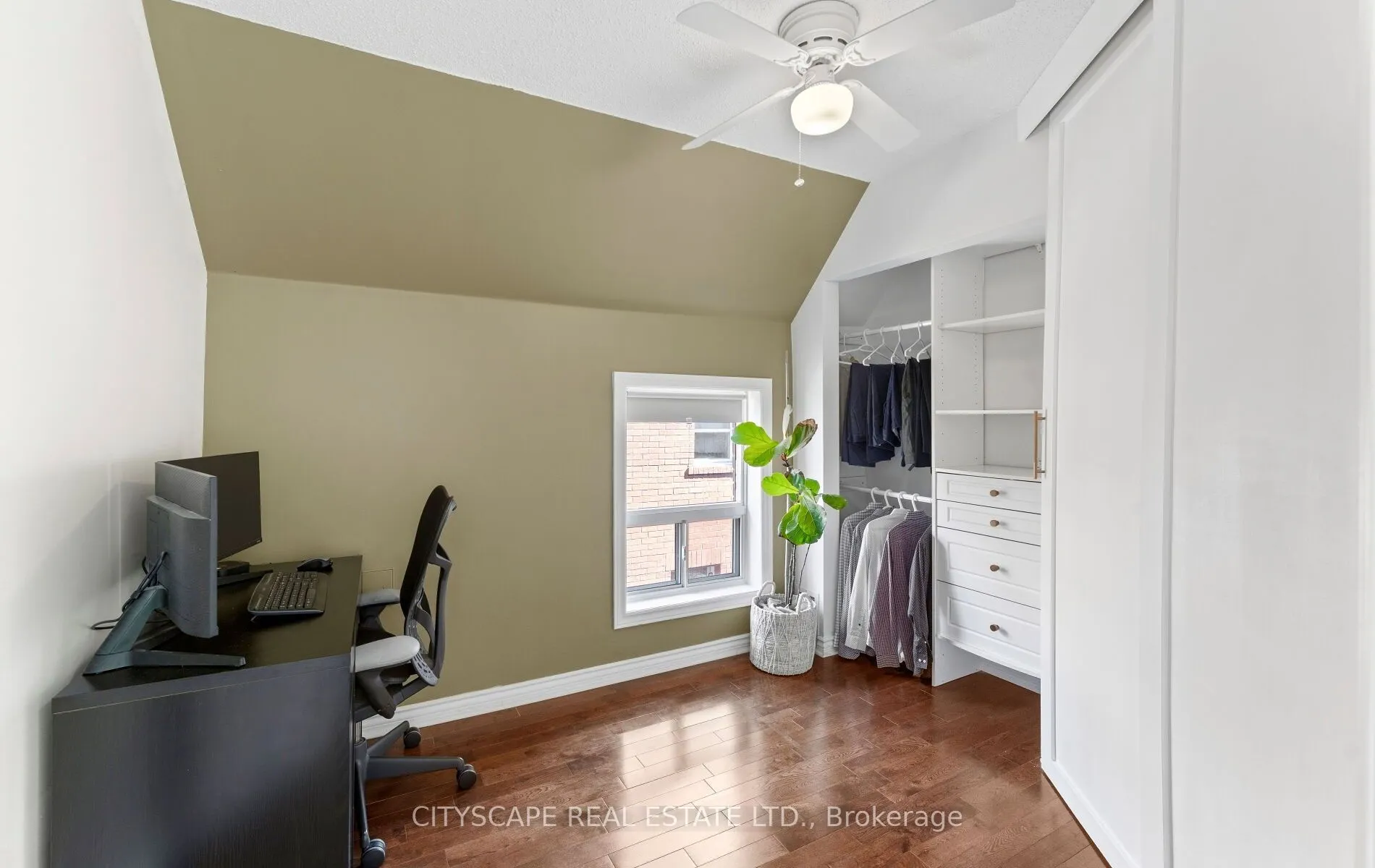3 Cardell Avenue