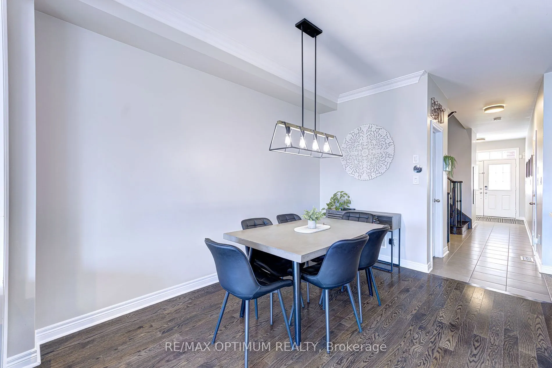 140 Sky Harbour Drive