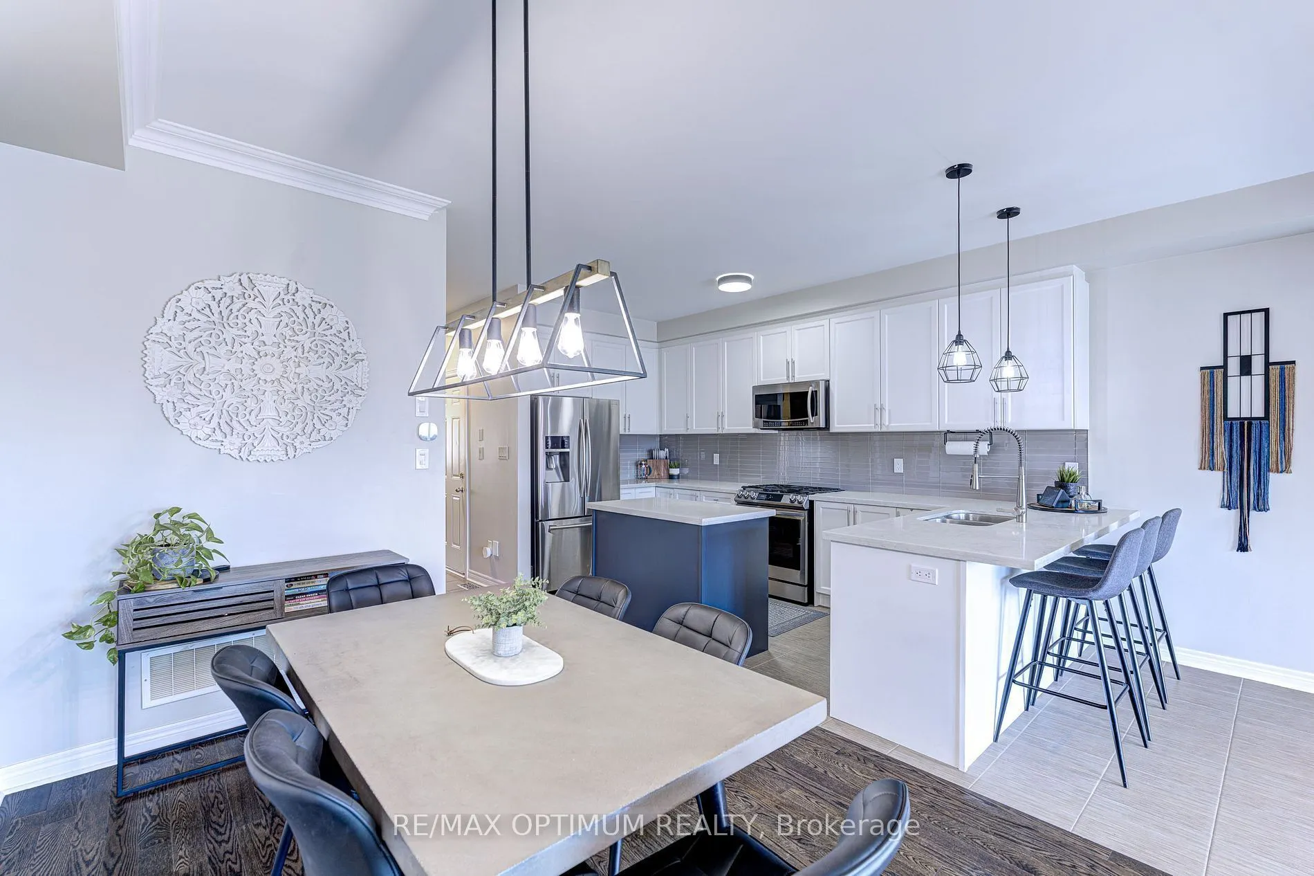 140 Sky Harbour Drive