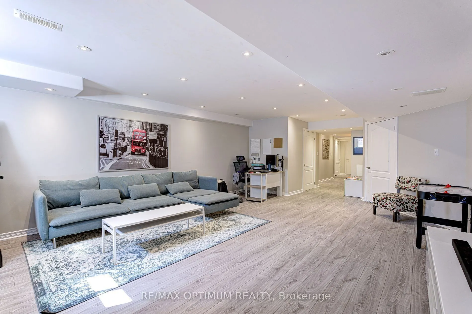 140 Sky Harbour Drive