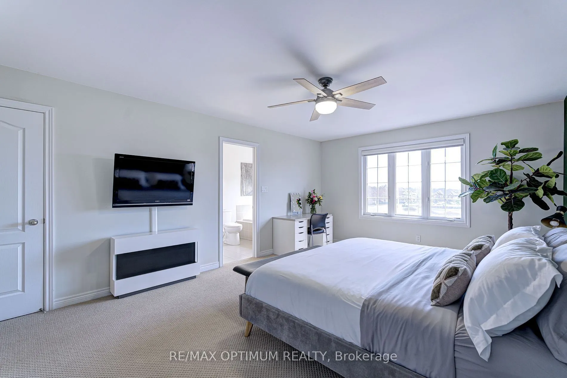 140 Sky Harbour Drive