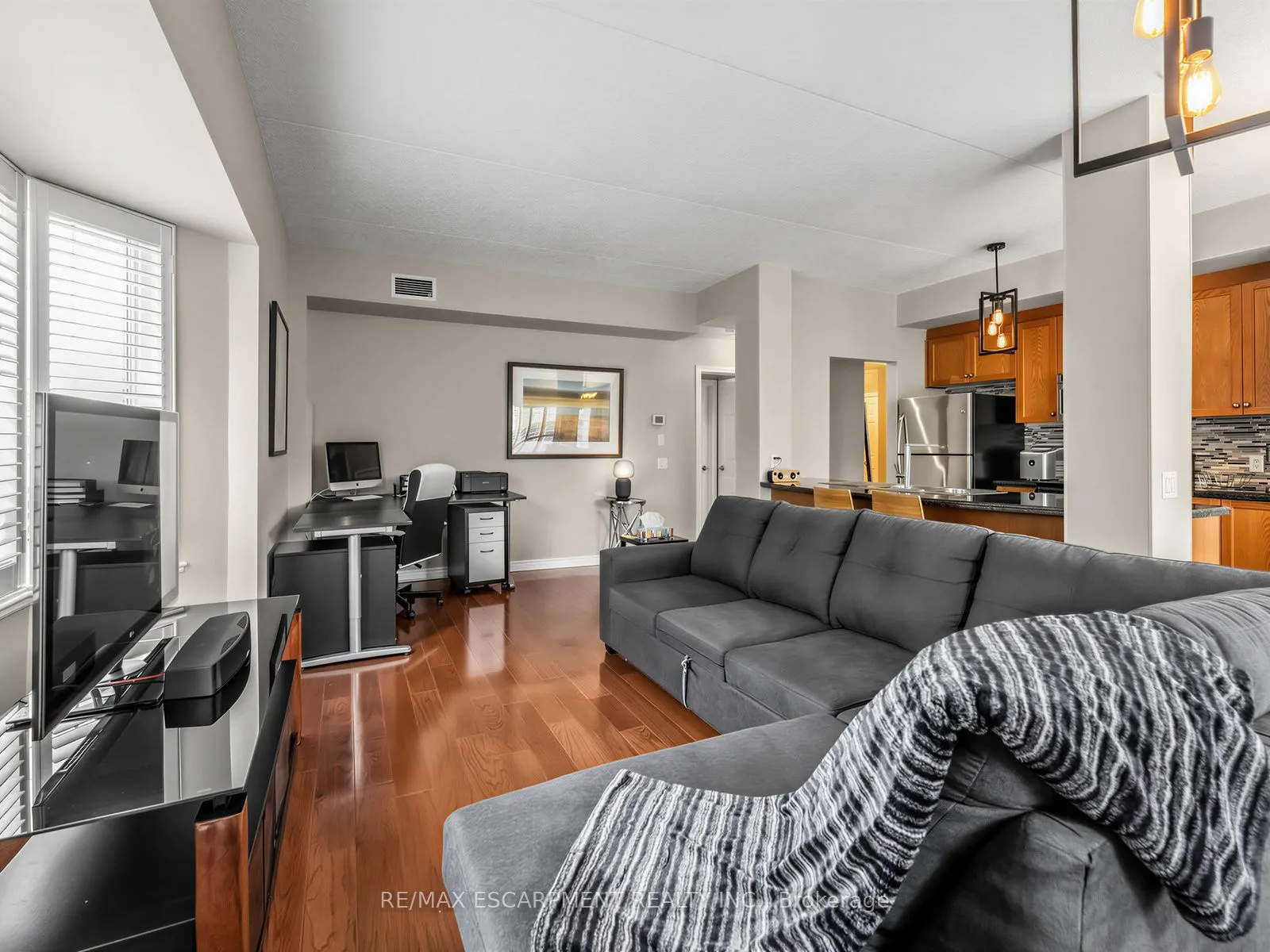 1379 COSTIGAN Road #103