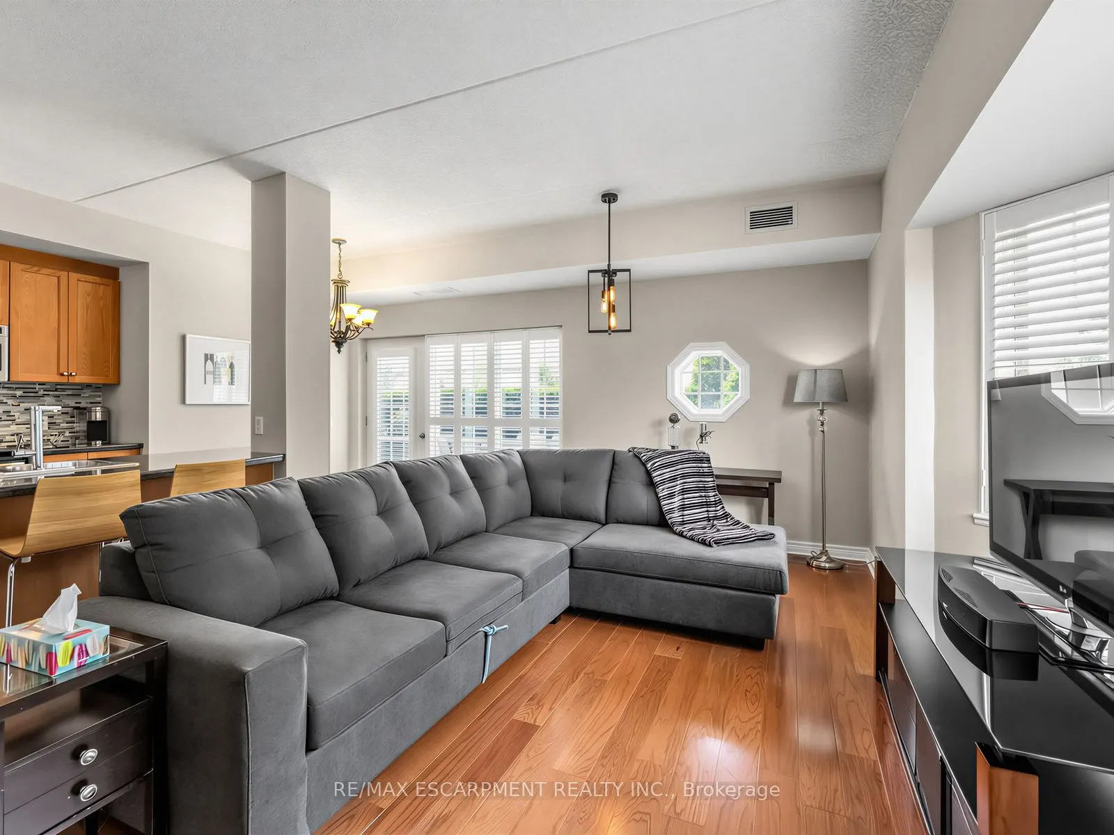 1379 COSTIGAN Road #103