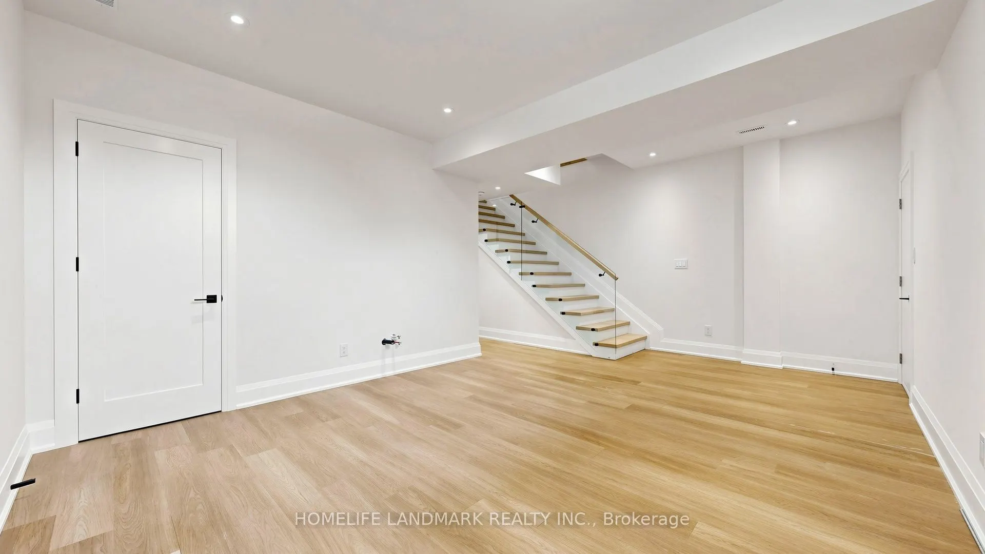 750 Glengrove Avenue W #Unit A