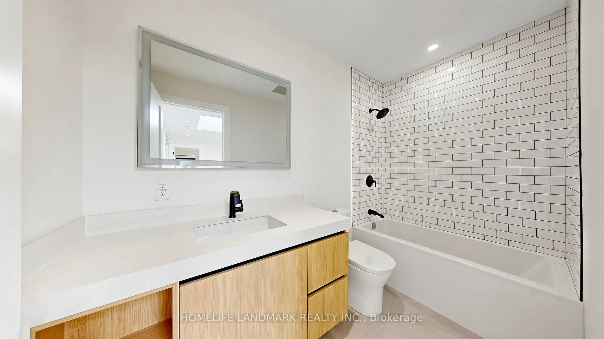 750 Glengrove Avenue W #Unit A