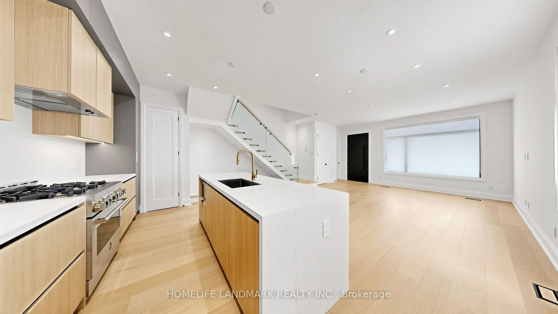 750 Glengrove Avenue W #Unit A