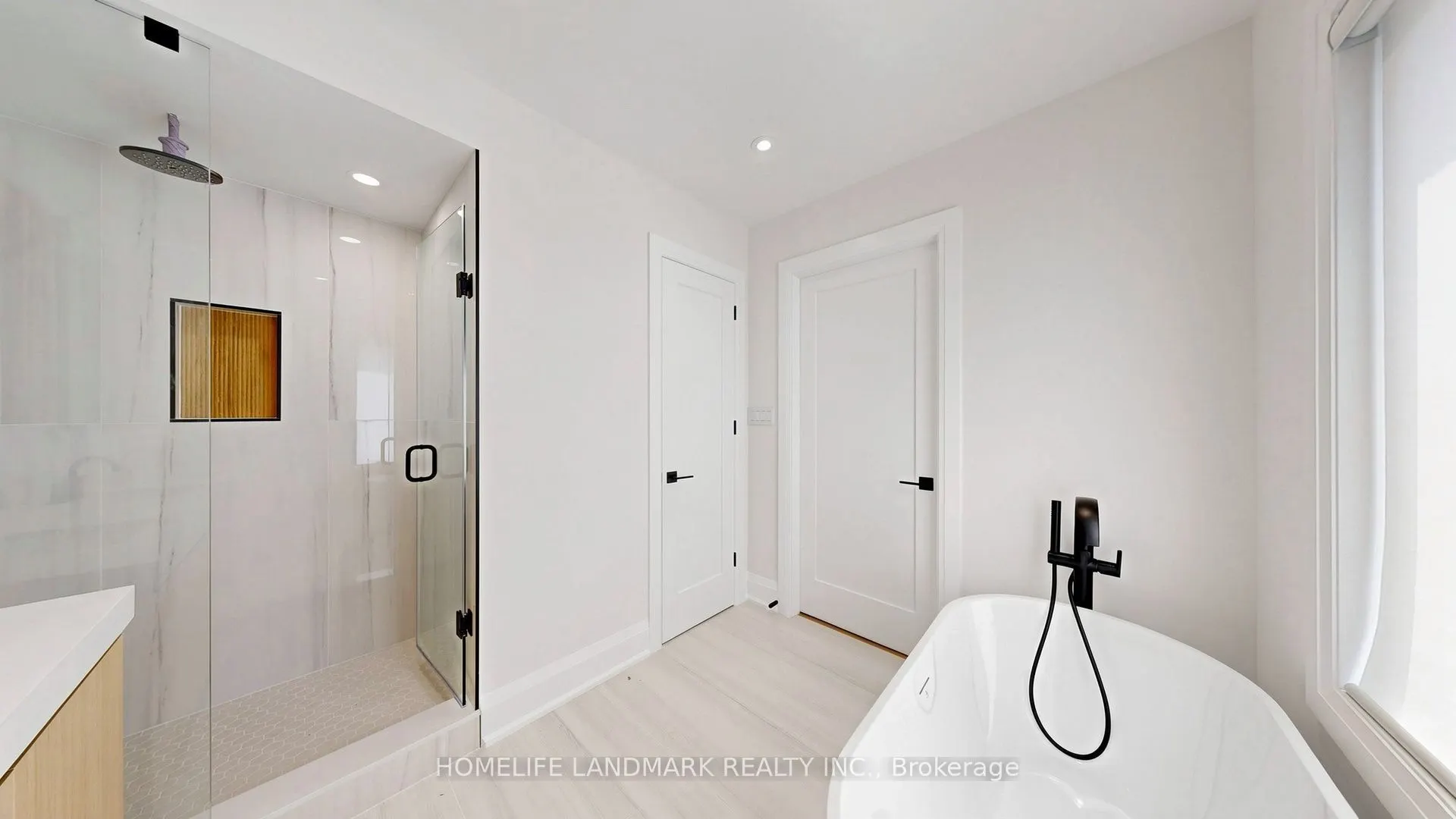 750 Glengrove Avenue W #Unit A