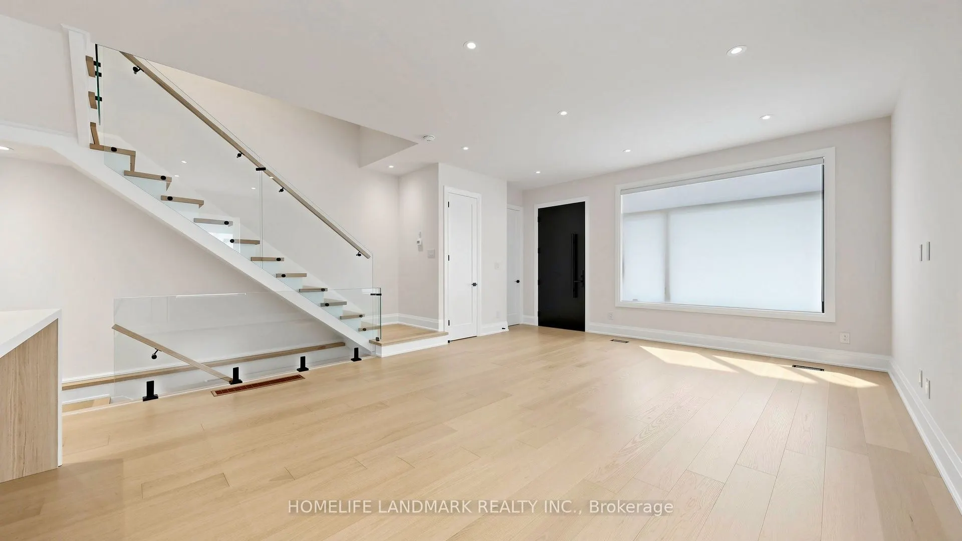 750 Glengrove Avenue W #Unit A