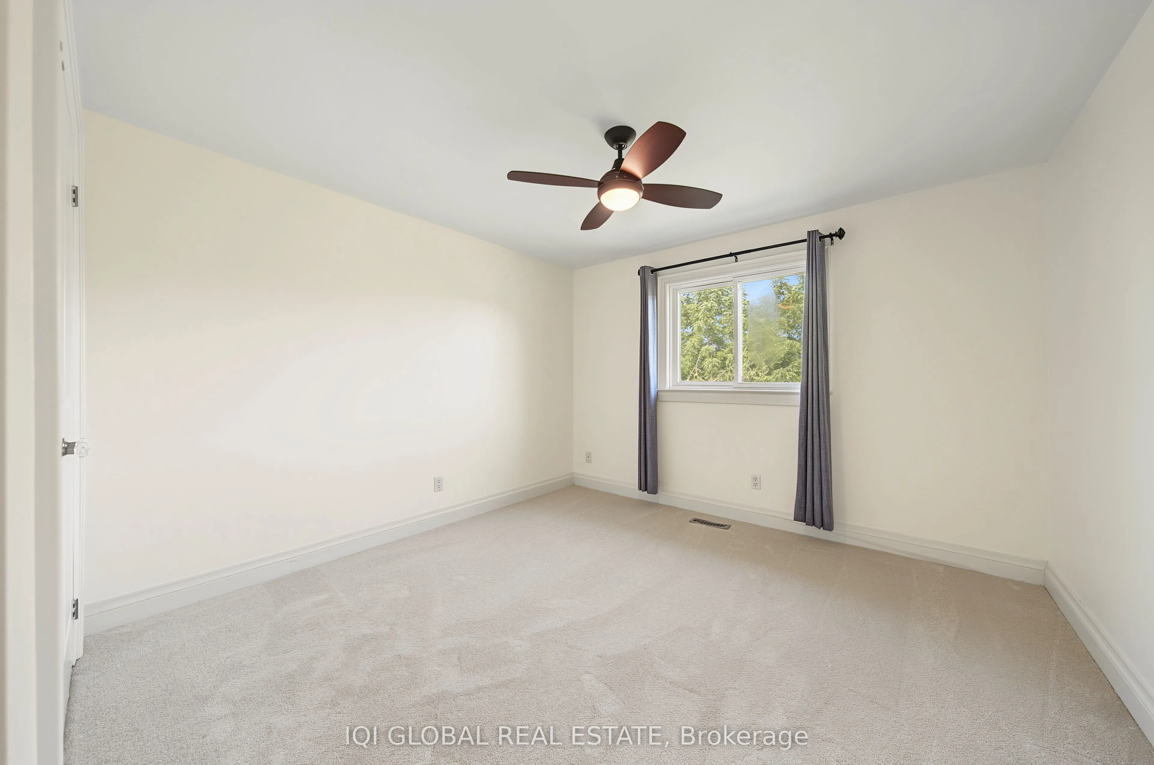 1497 Greenbriar Drive
