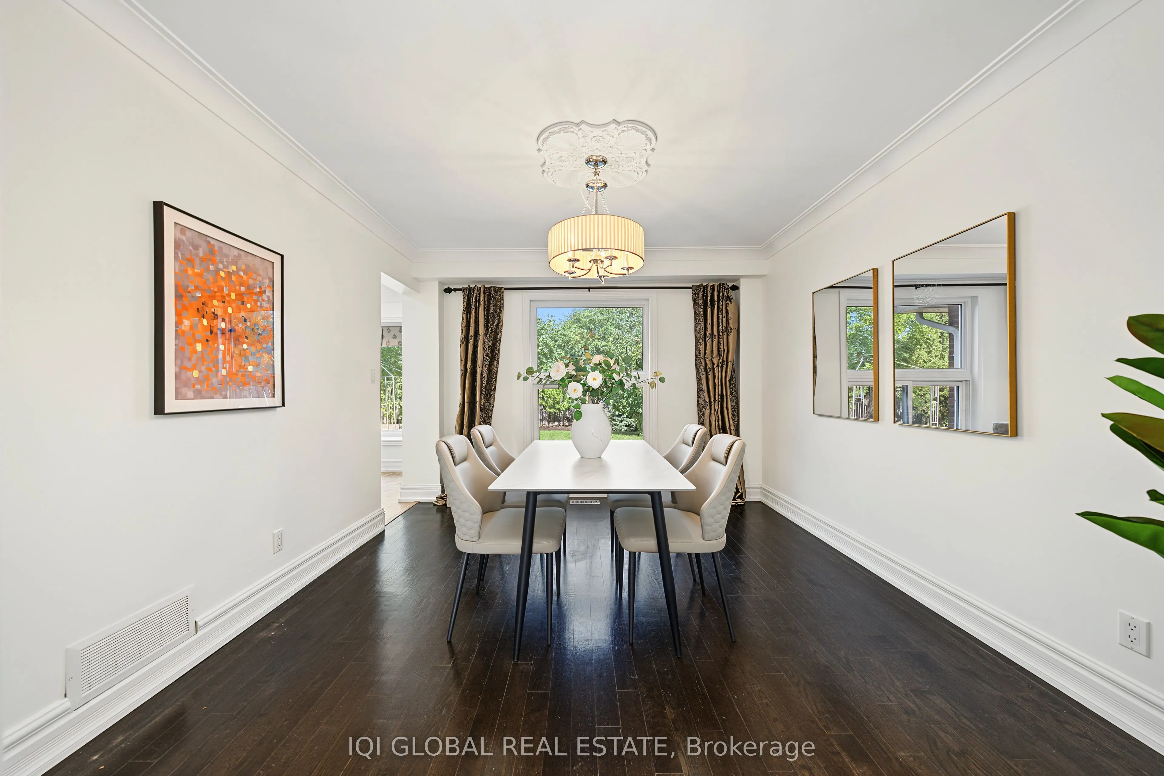 1497 Greenbriar Drive