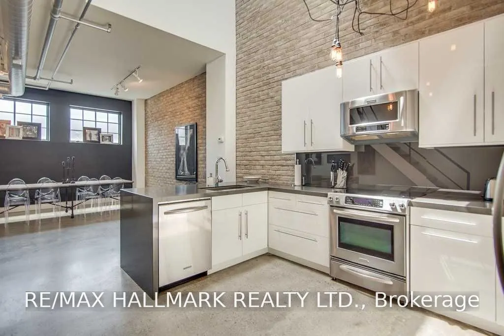 6 Bartlett Avenue #7