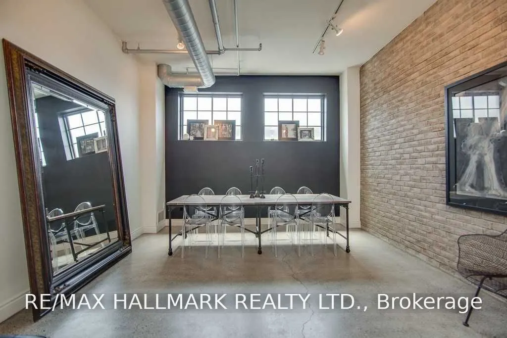 6 Bartlett Avenue #7