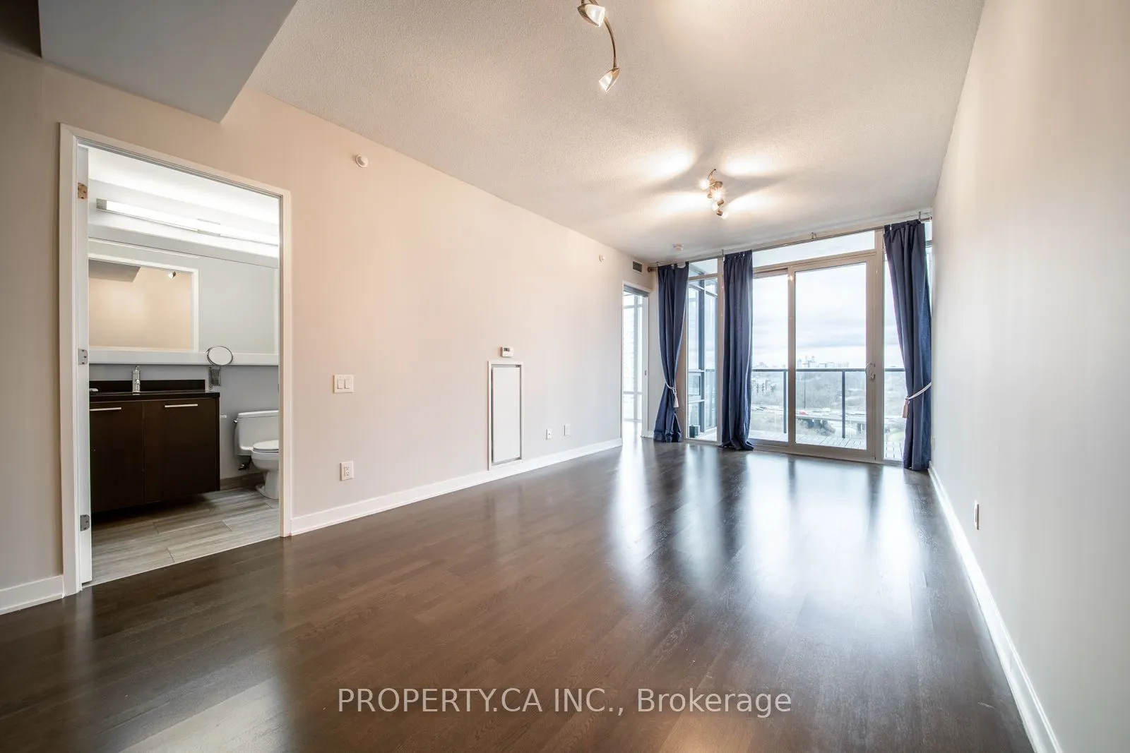 88 Park Lawn Road #1215