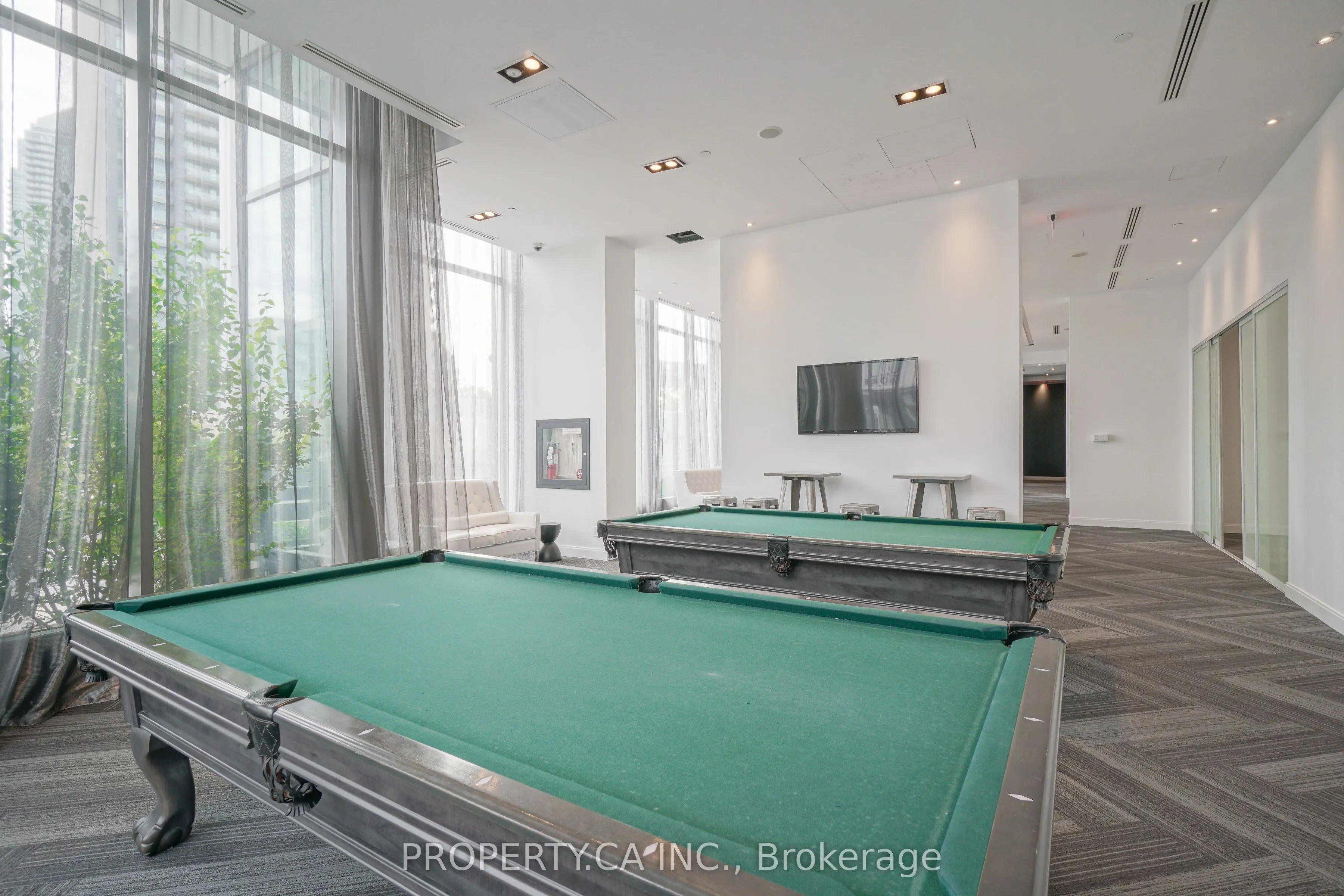 88 Park Lawn Road #1215